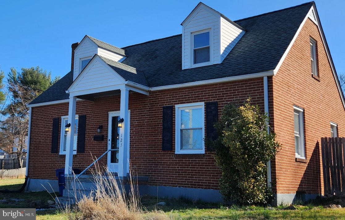 MARLOW - Residential Lease