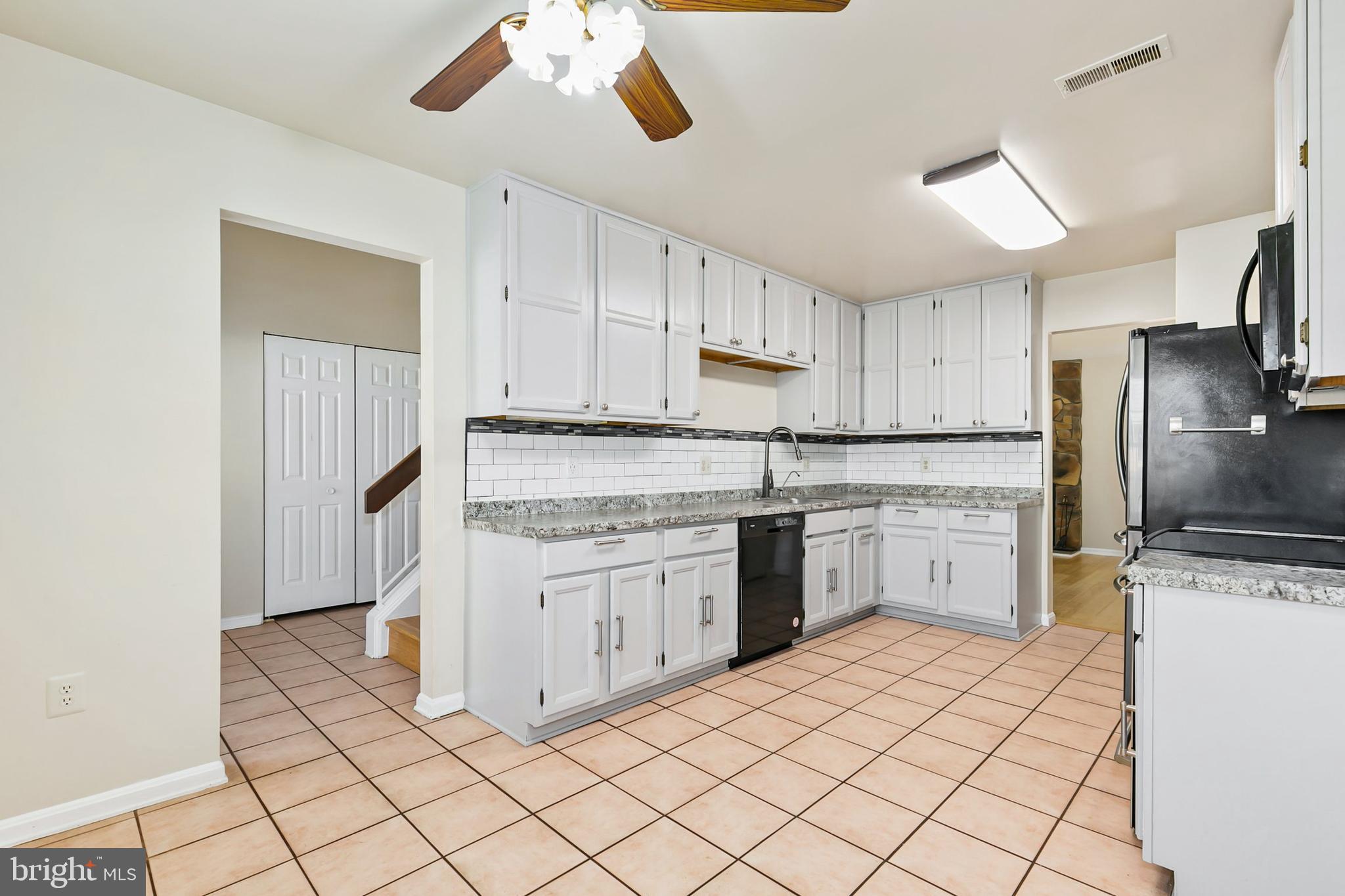 MARIETTA WOODS - Residential