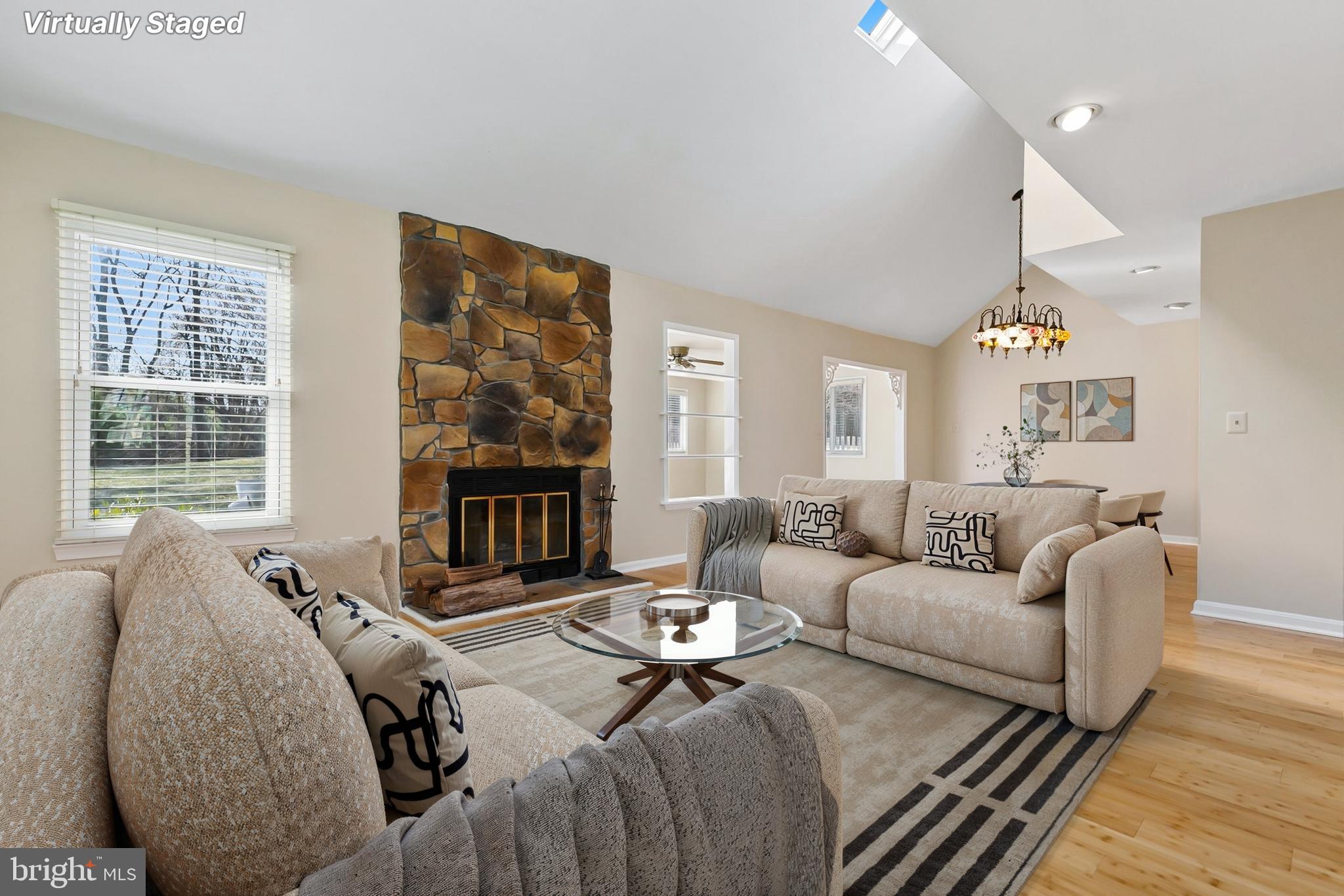 MARIETTA WOODS - Residential