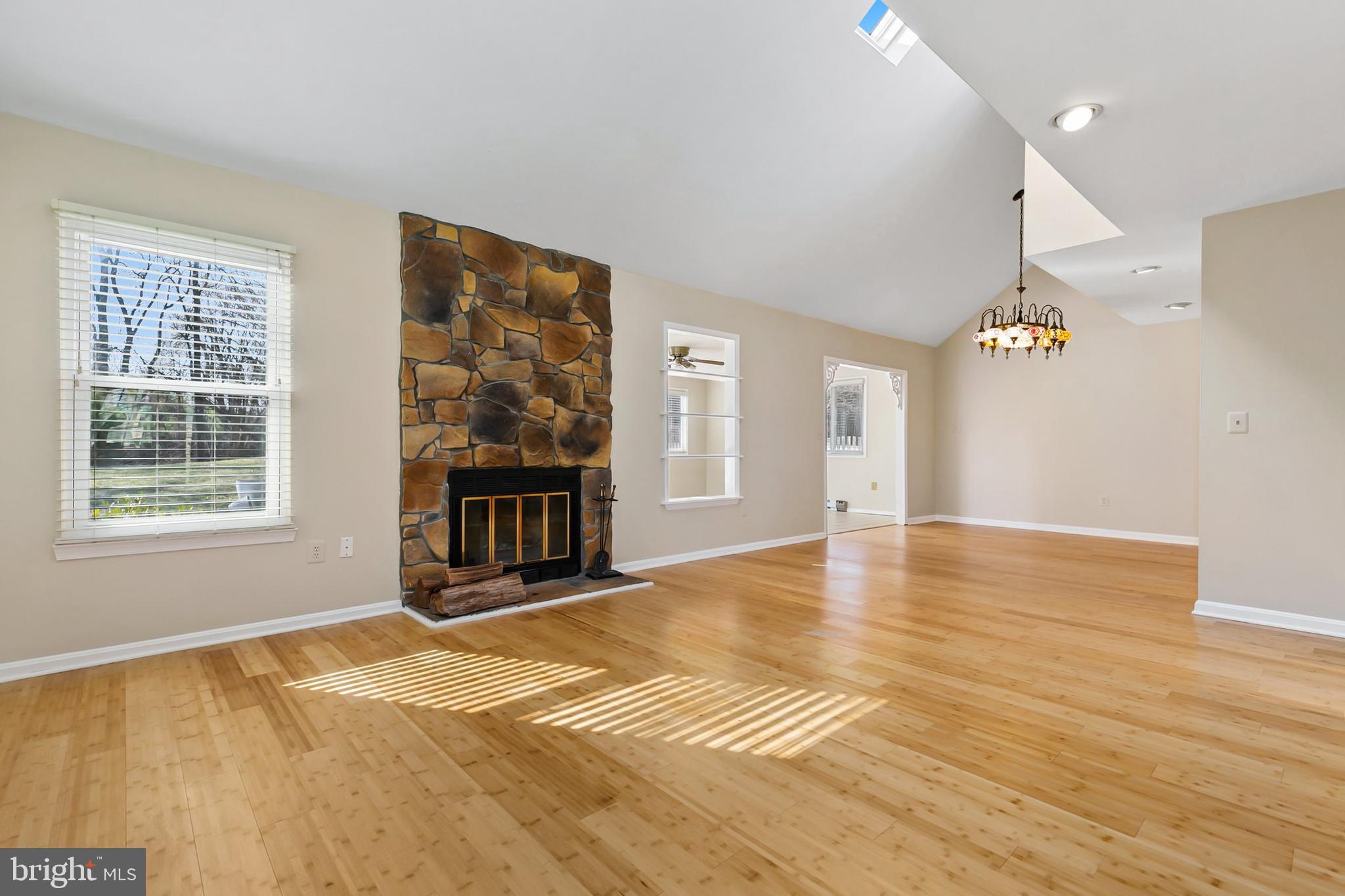 MARIETTA WOODS - Residential