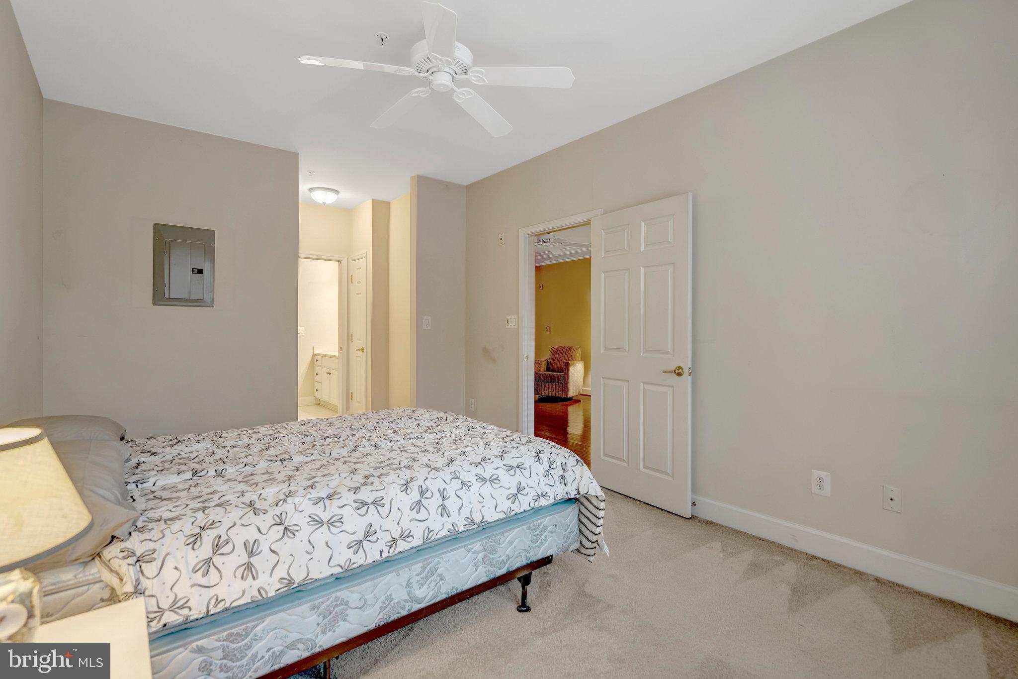 HERITAGE HUNT - Residential