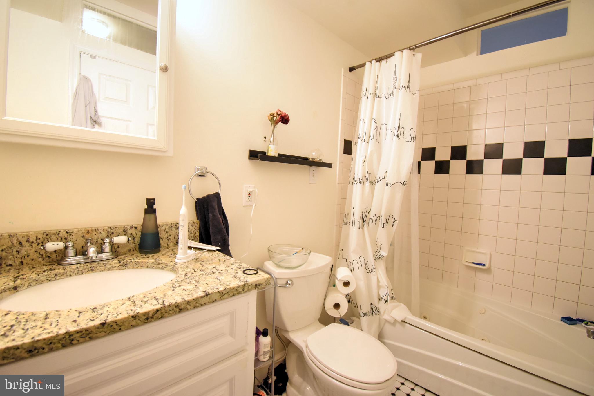 FEDERAL HILL HISTORIC DISTRICT - Residential Lease