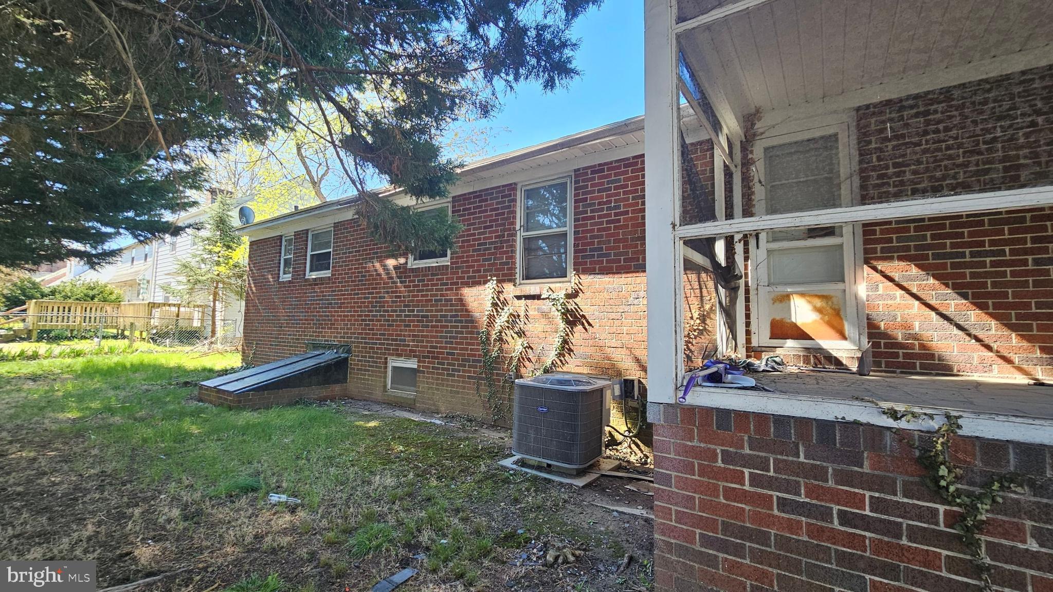 262 MORRISON AVENUE
