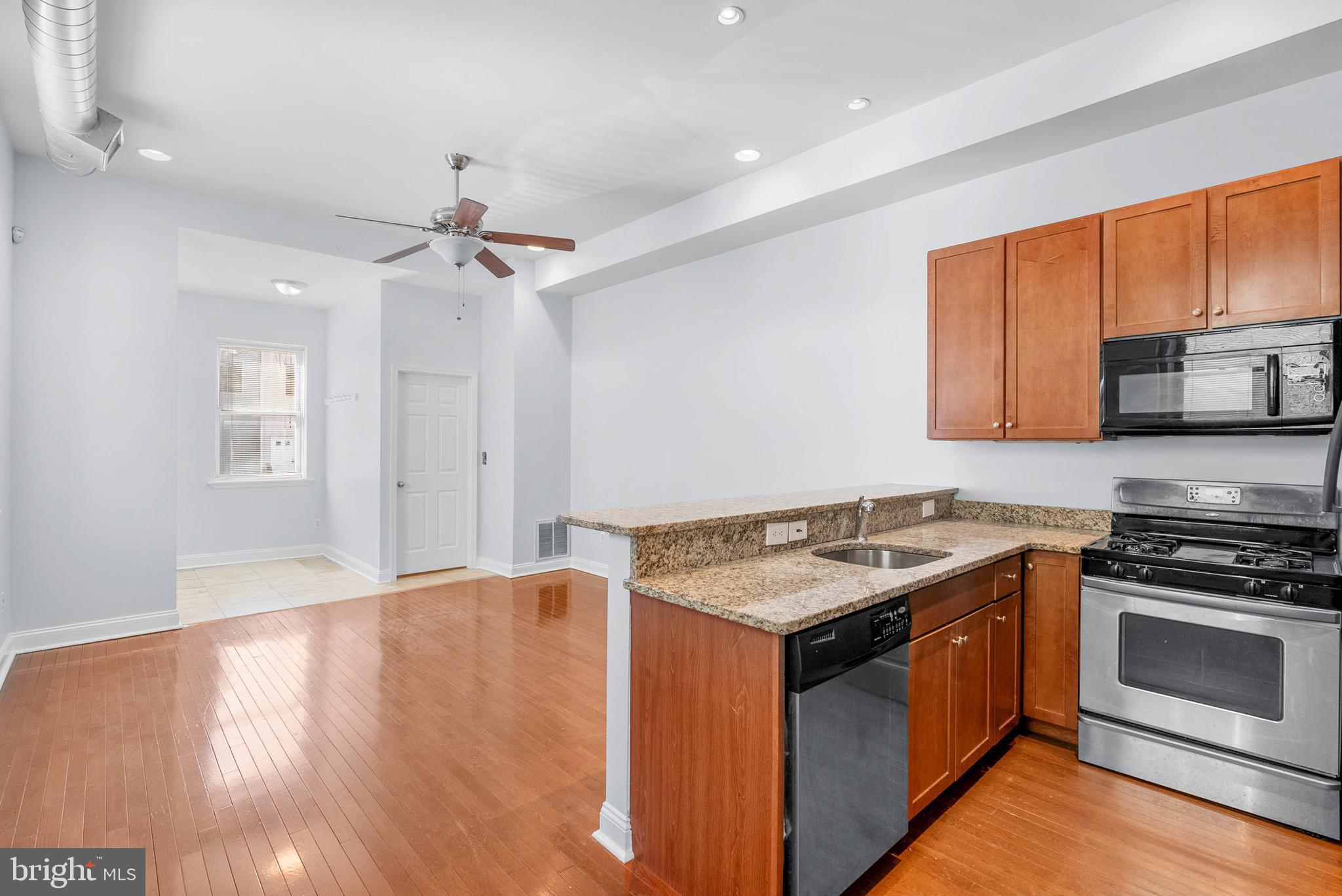 FAIRMOUNT - Residential Lease