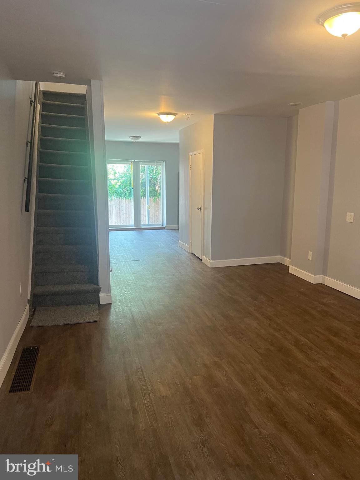 STRAWBERRY MANSION - Residential