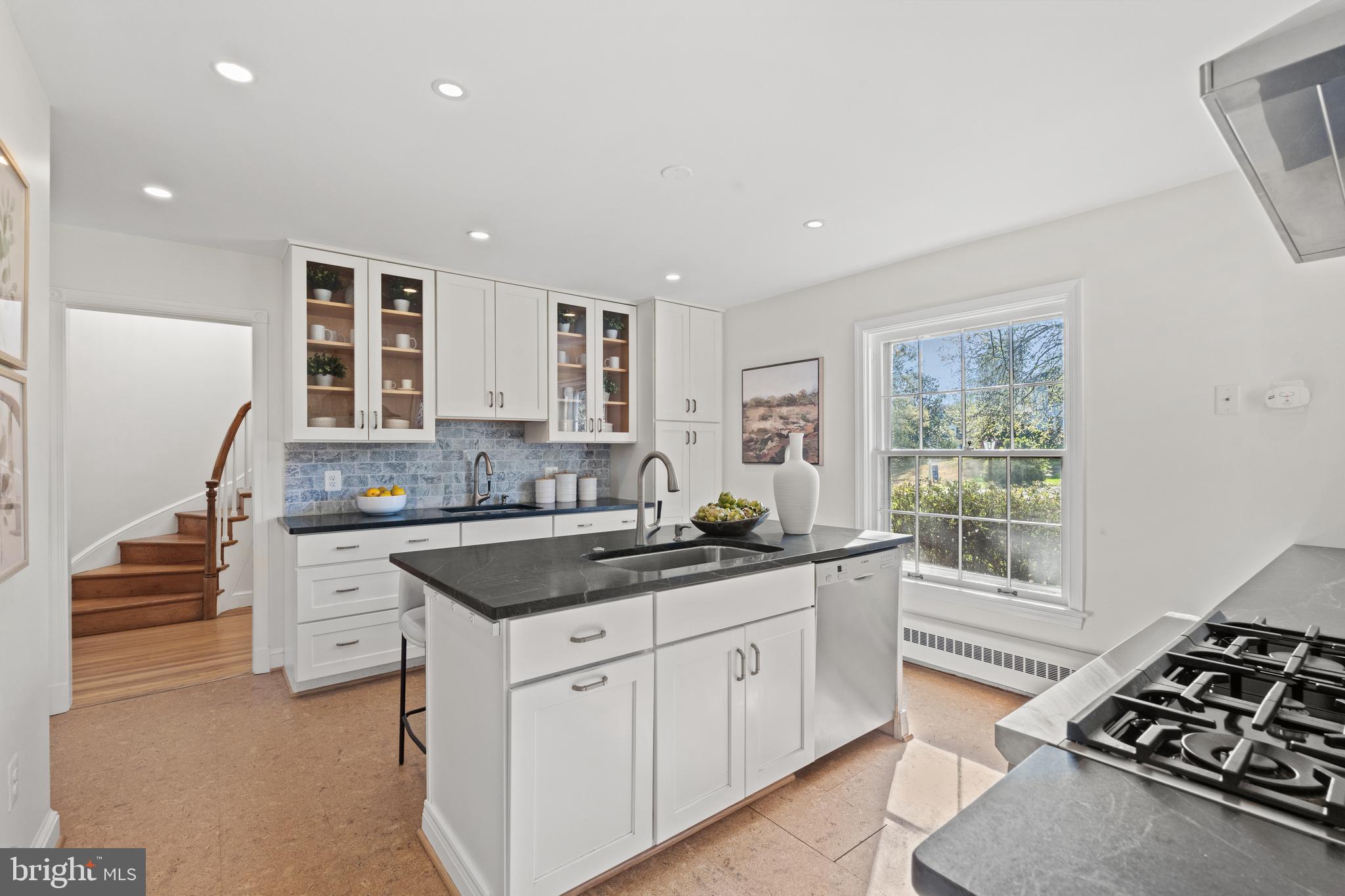 FEDERAL HILL - Residential