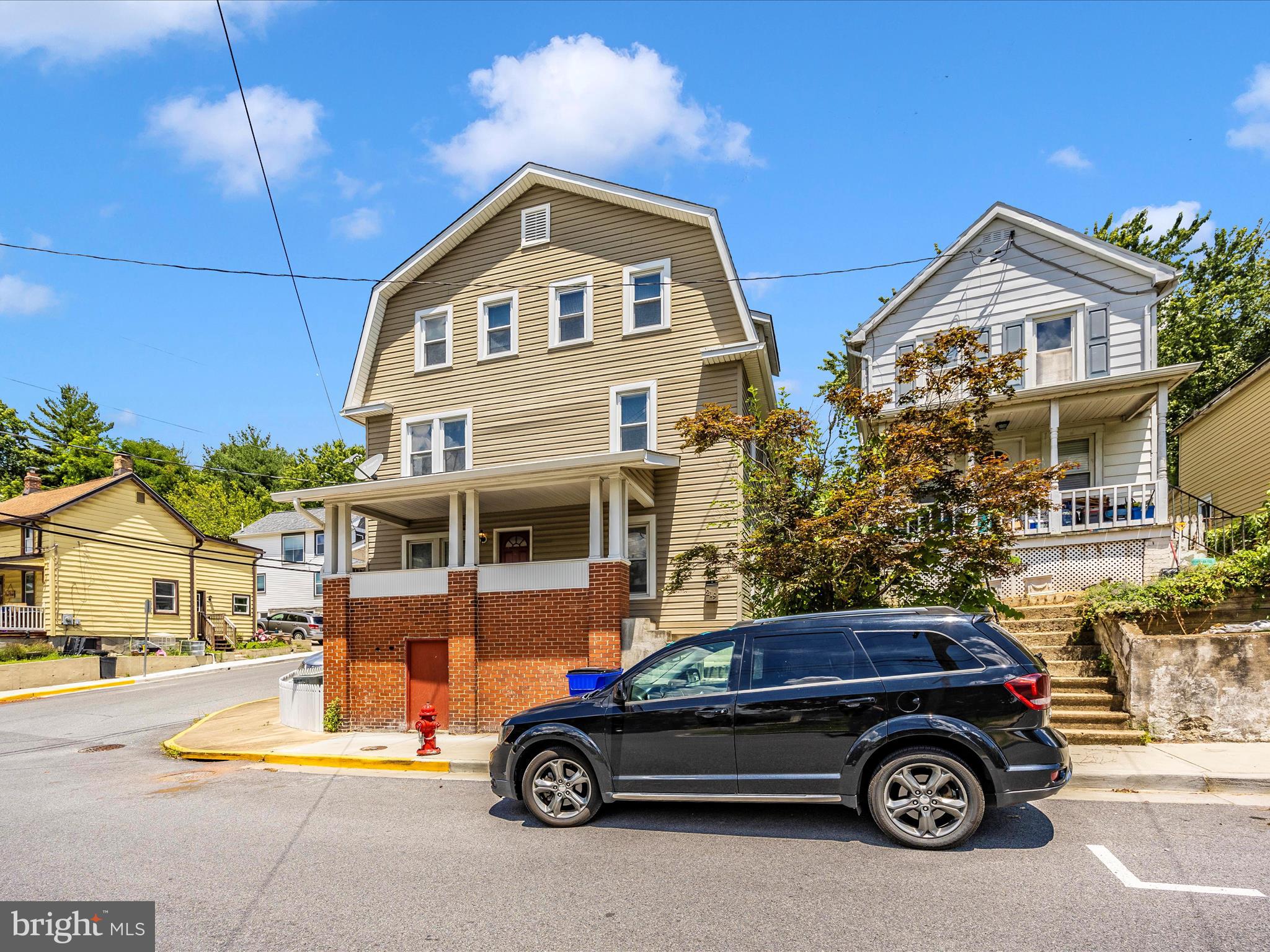 BRUNSWICK - Residential