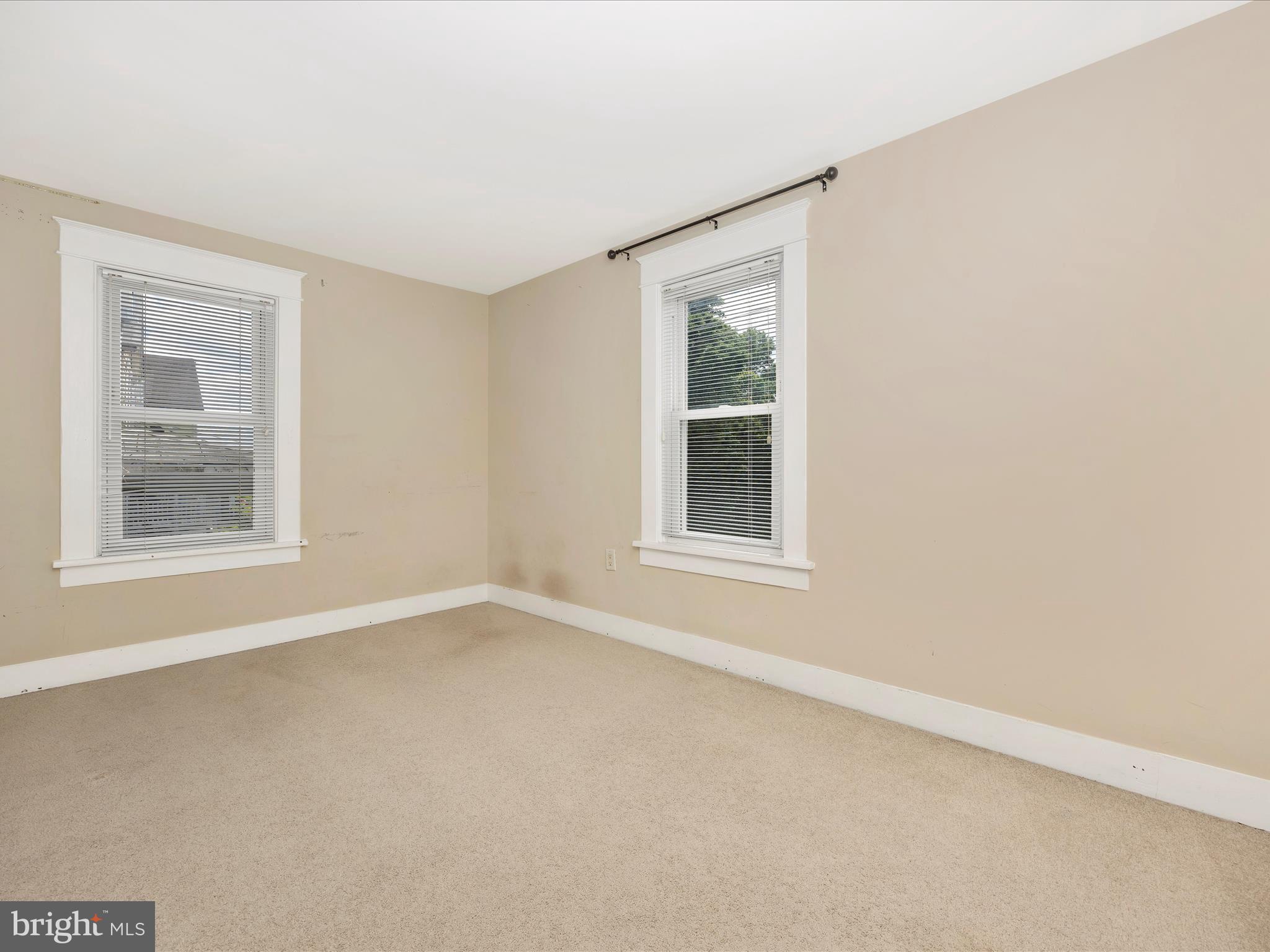 BRUNSWICK - Residential