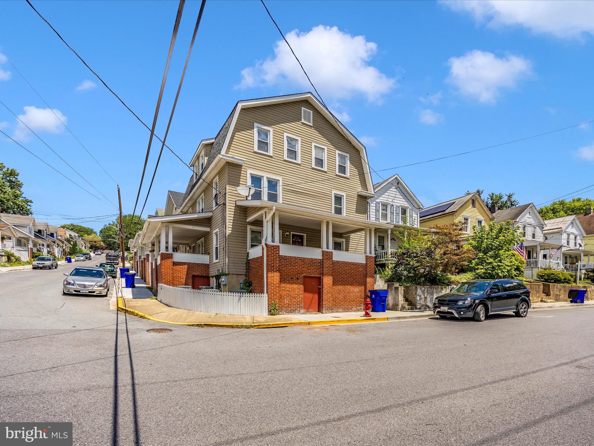 BRUNSWICK - Residential