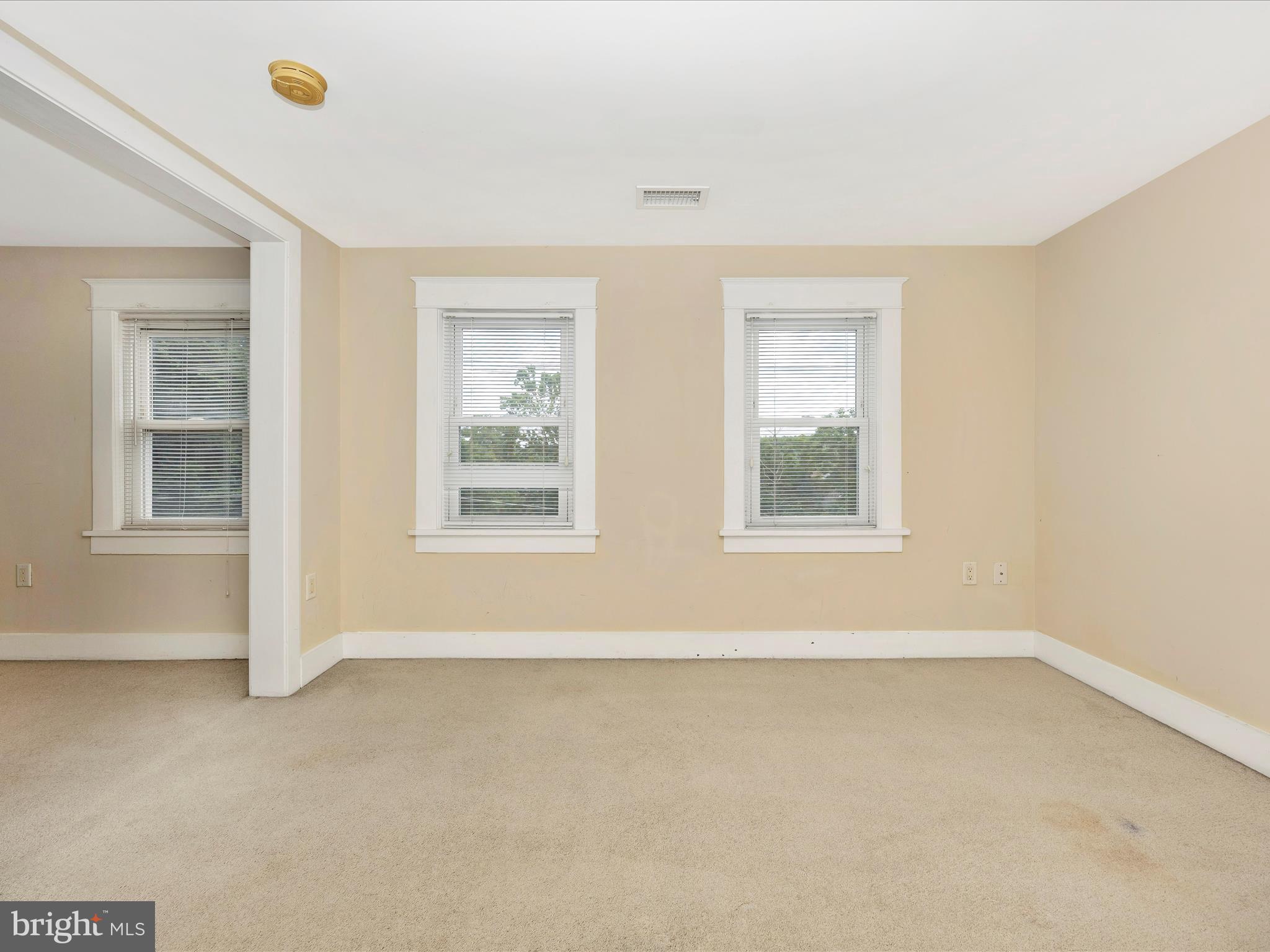 BRUNSWICK - Residential