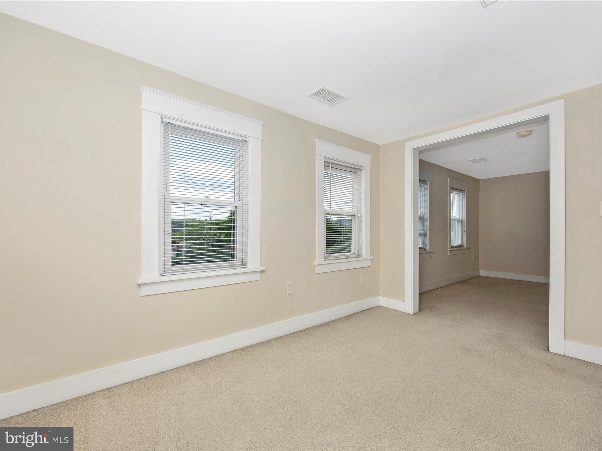 BRUNSWICK - Residential