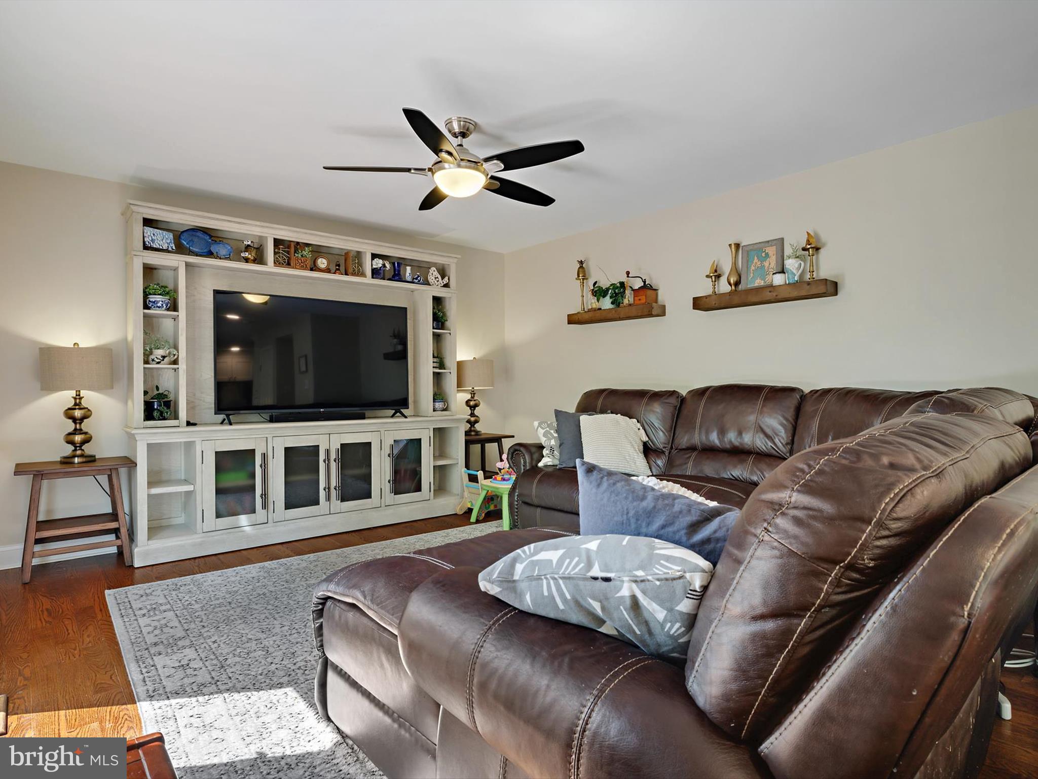 ILCHESTER WOODS - Residential