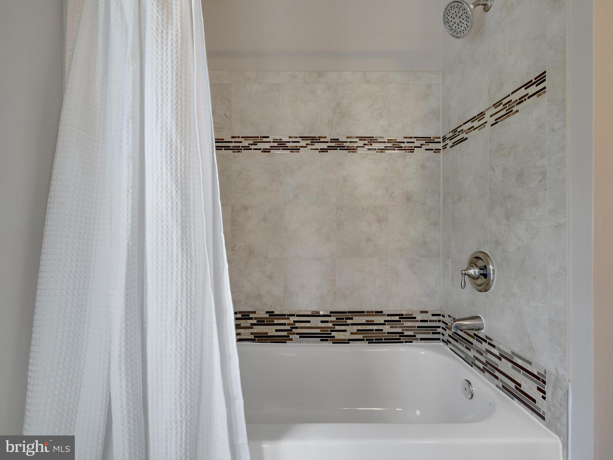 ILCHESTER WOODS - Residential