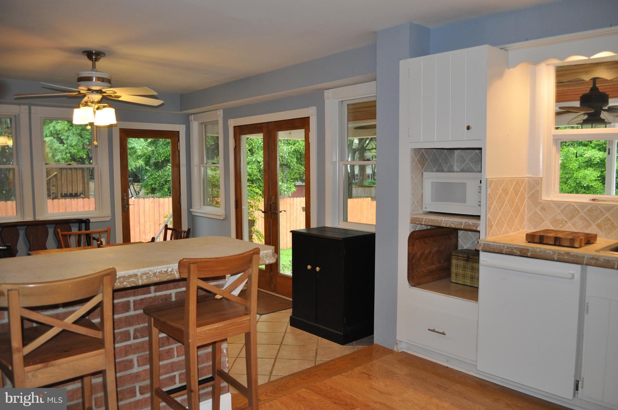 LUTHER VILLAGE - Residential Lease