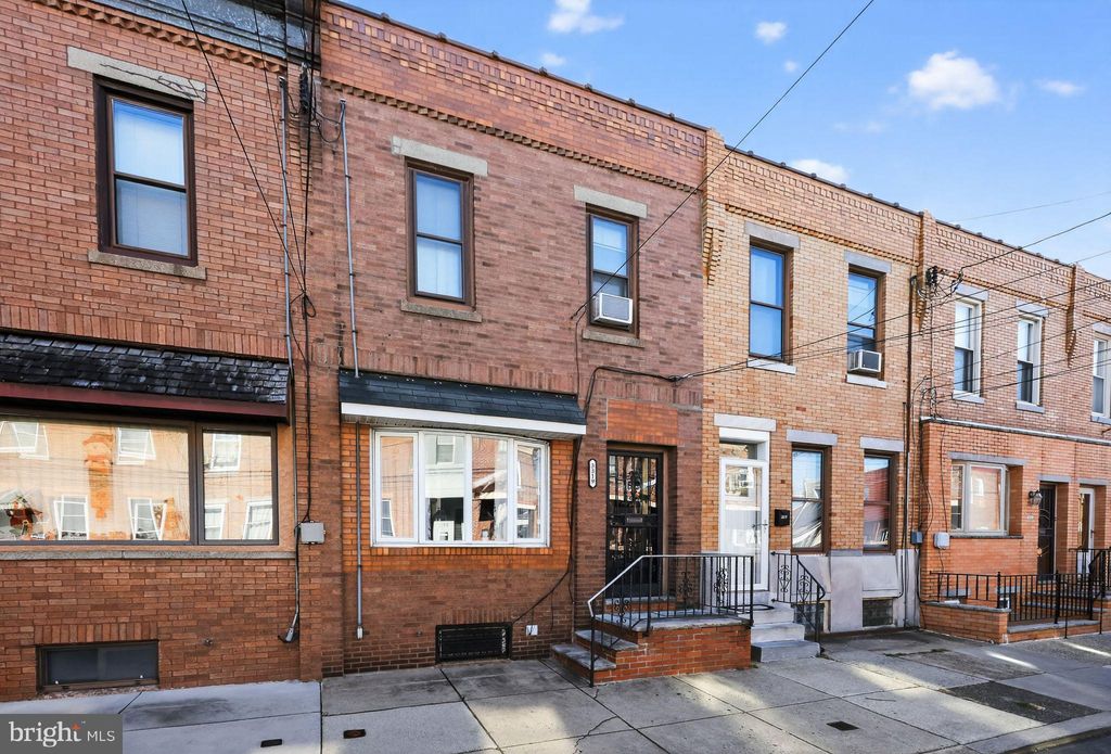 Photo of 3319 Edgemont Street, PHILADELPHIA, PA 19134 (MLS # PAPH2552116)