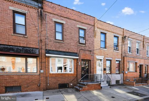 Photo of 3319 Edgemont Street, PHILADELPHIA, PA 19134 (MLS # PAPH2552116) Photo of 3319 Edgemont Street, PHILADELPHIA, PA 19134 (MLS # PAPH2552116)
