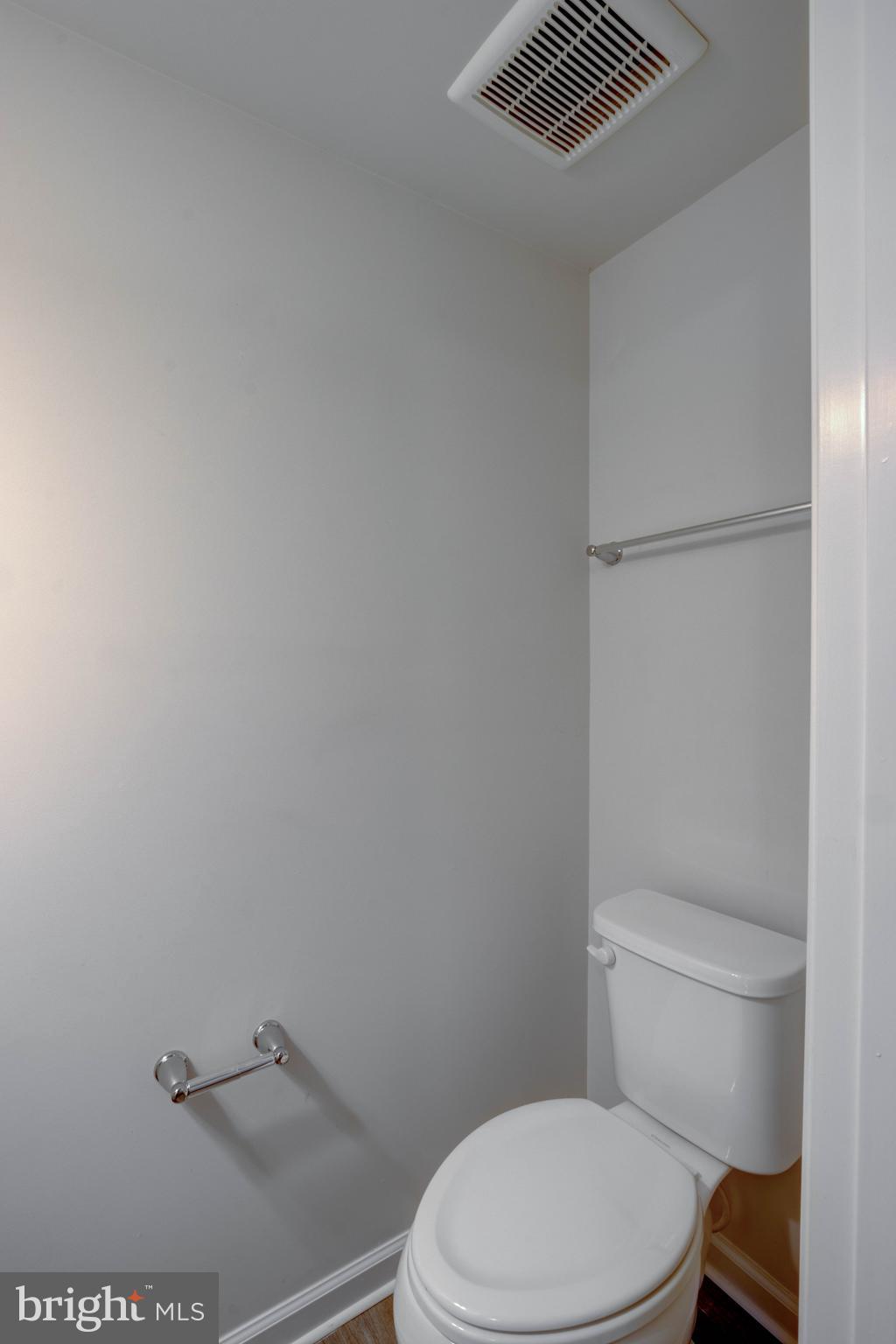 HIGHGATE VILLAGE - Residential Lease