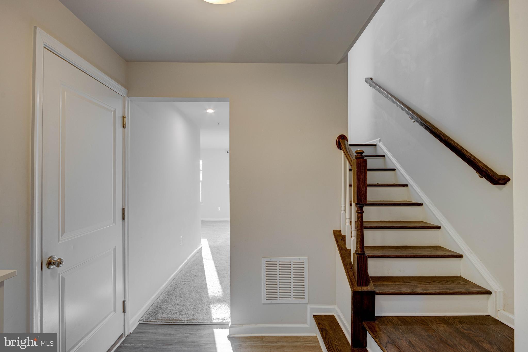 HIGHGATE VILLAGE - Residential Lease