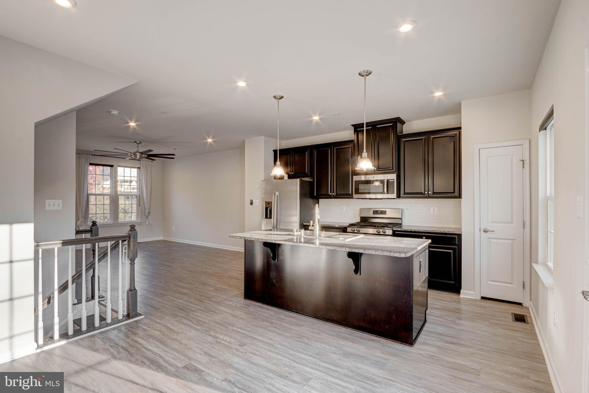 HIGHGATE VILLAGE - Residential Lease