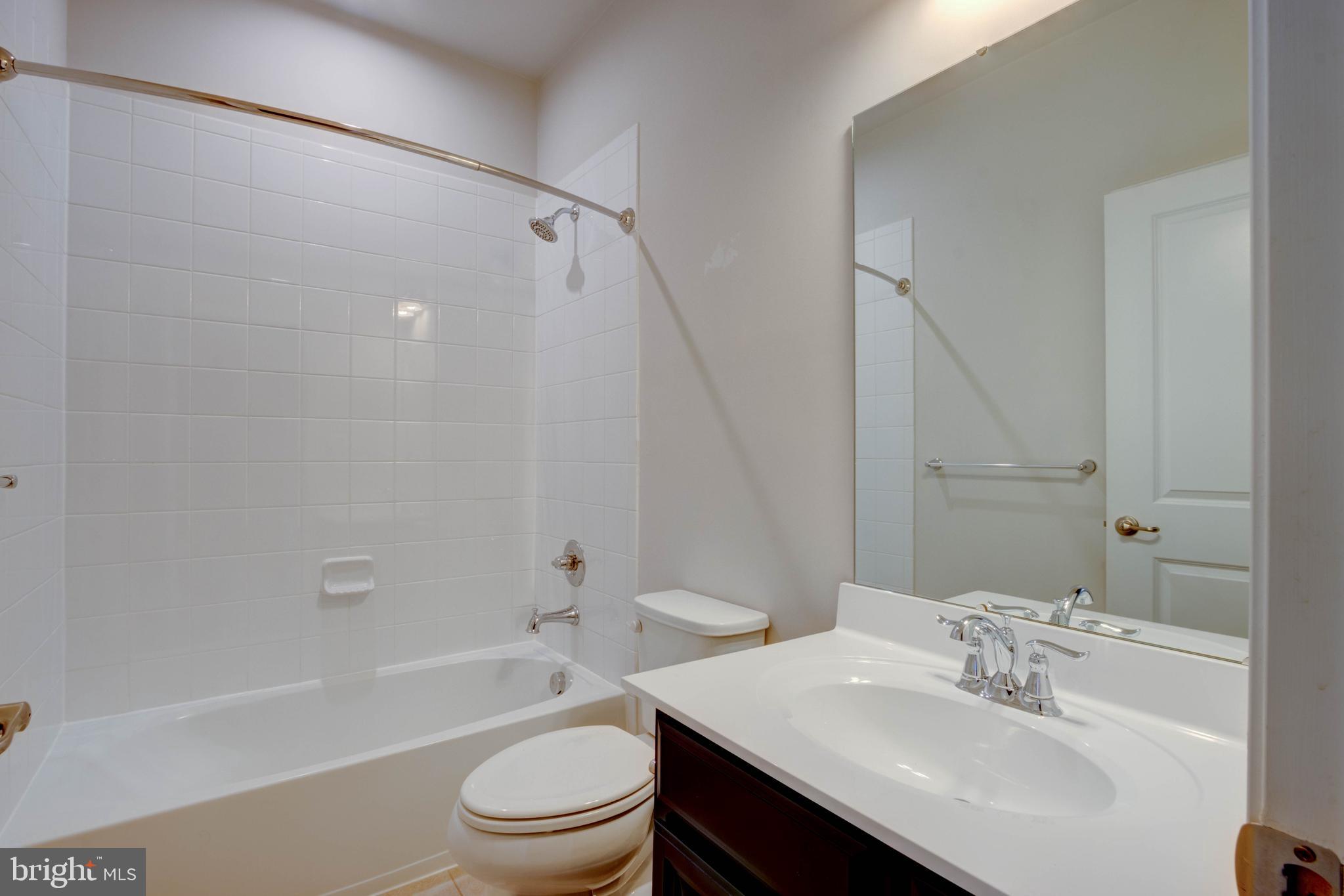 HIGHGATE VILLAGE - Residential Lease