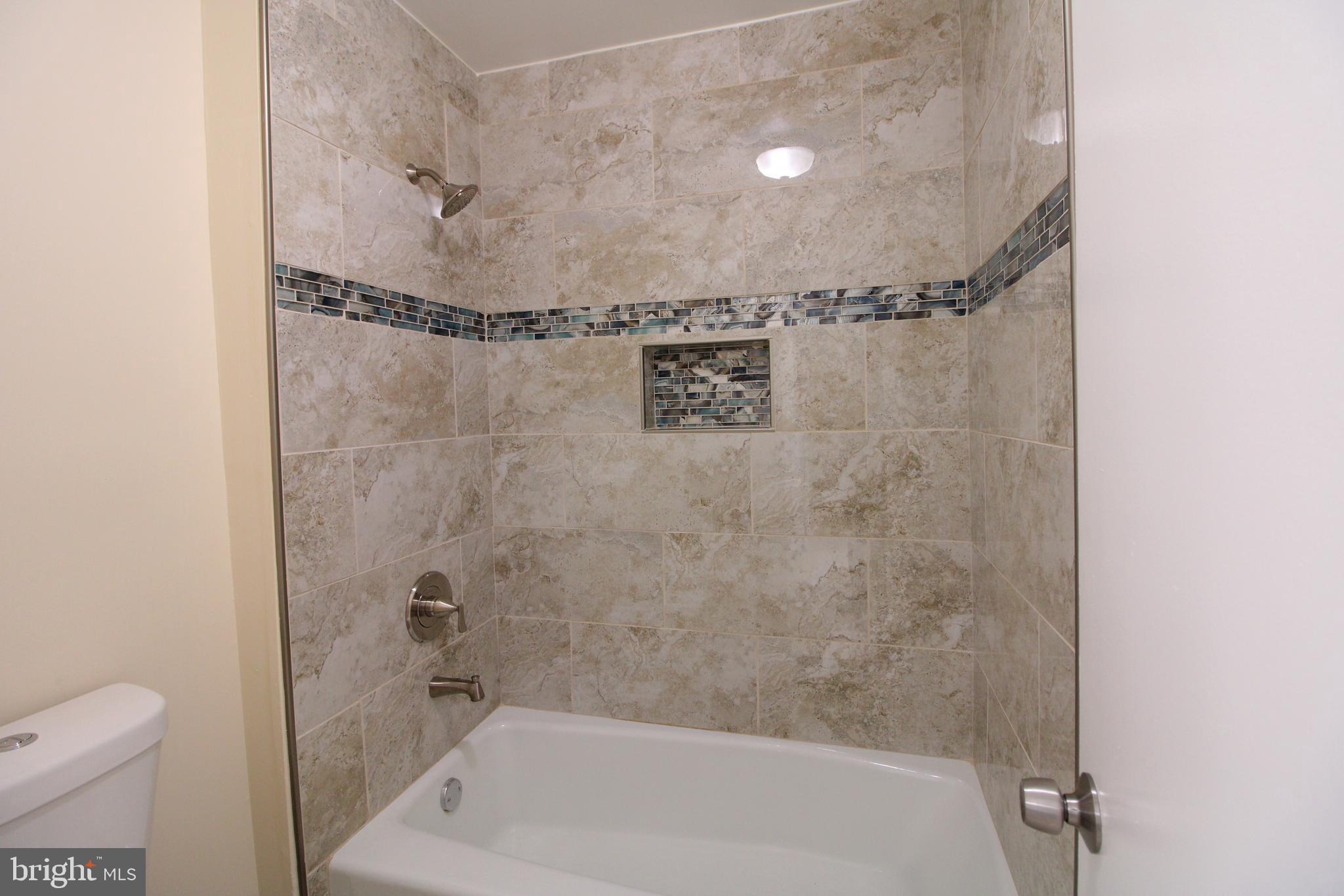 ORCHARD GREEN - Residential Lease