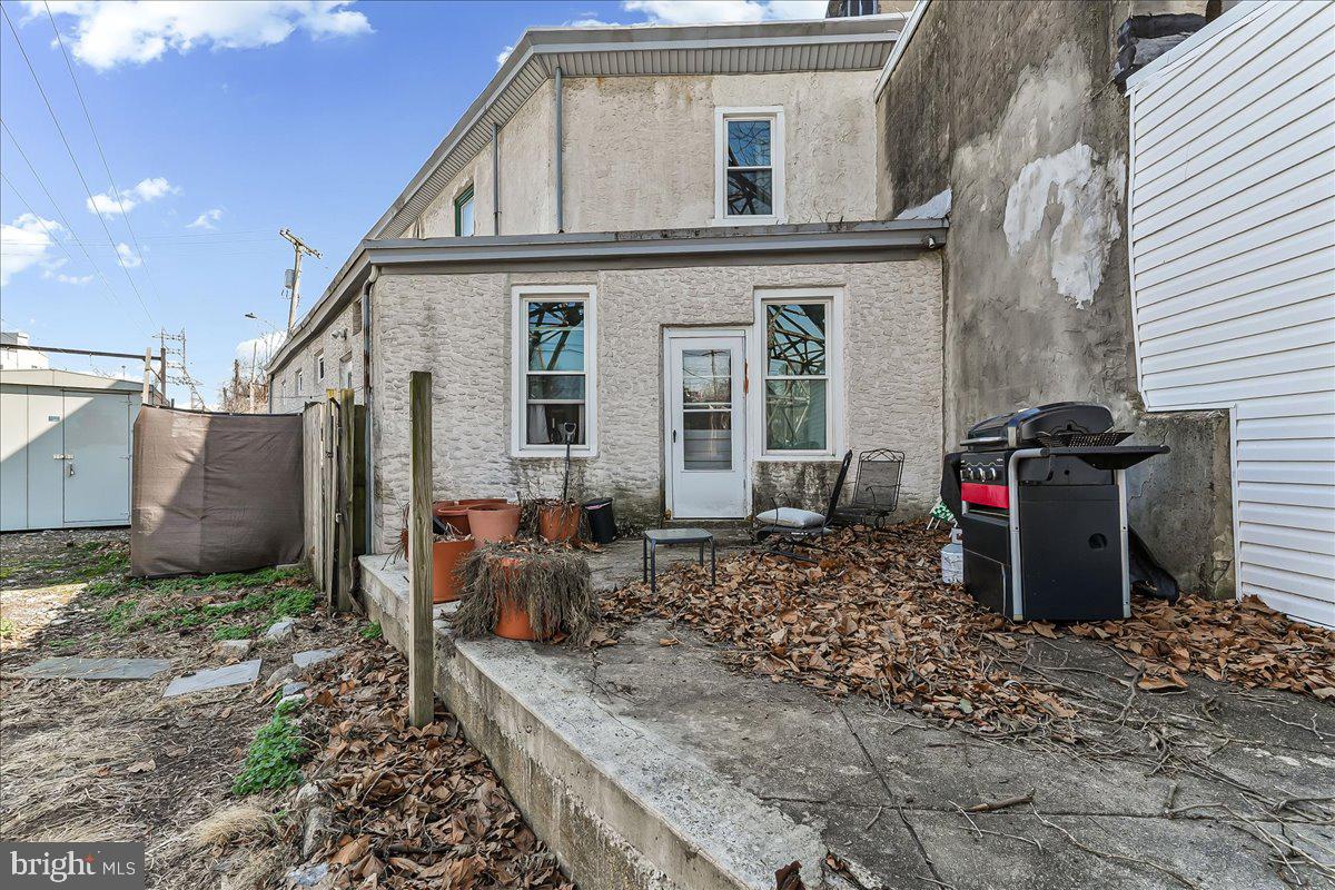 EAST FALLS - Residential