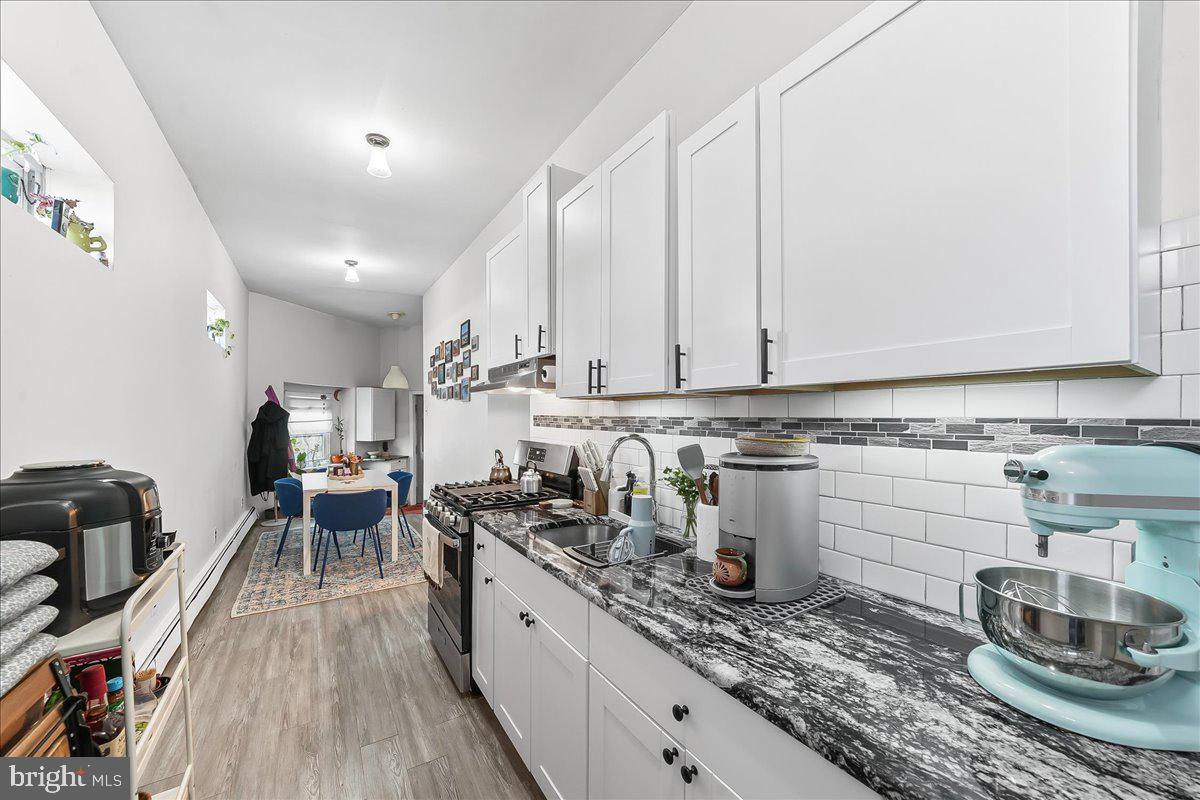 EAST FALLS - Residential