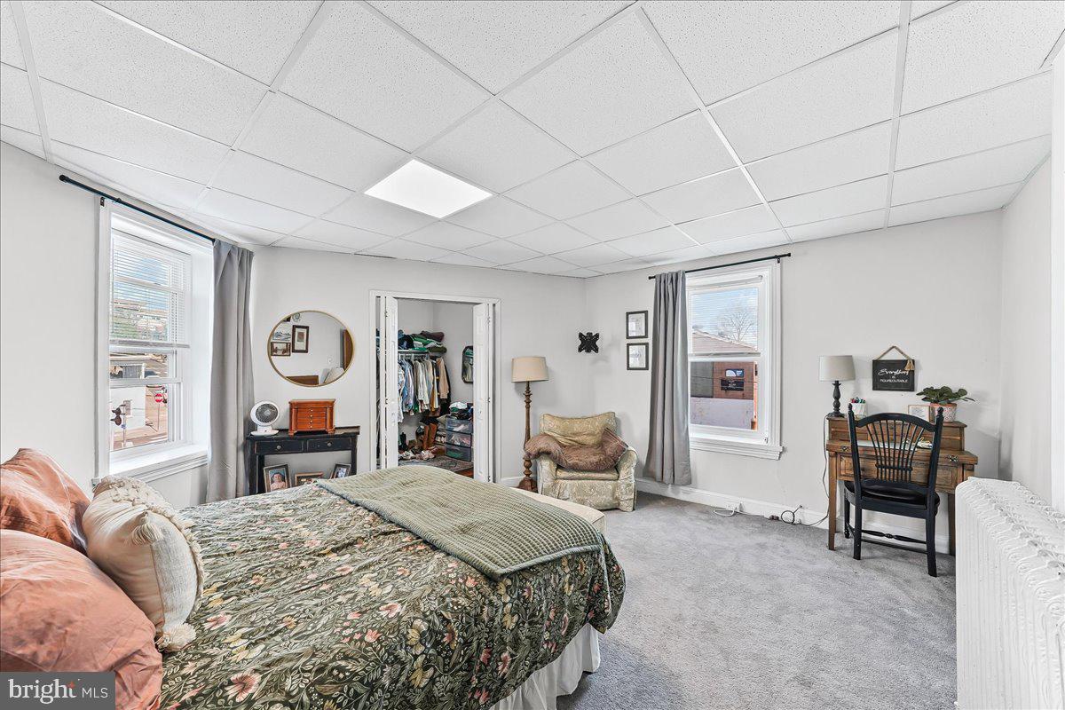 EAST FALLS - Residential