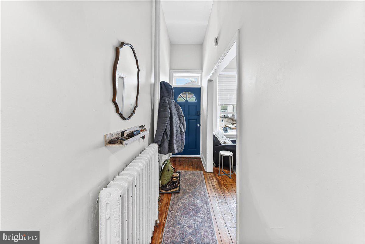 EAST FALLS - Residential