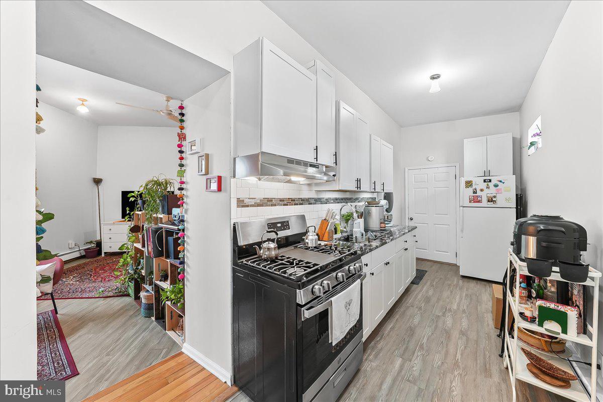 EAST FALLS - Residential