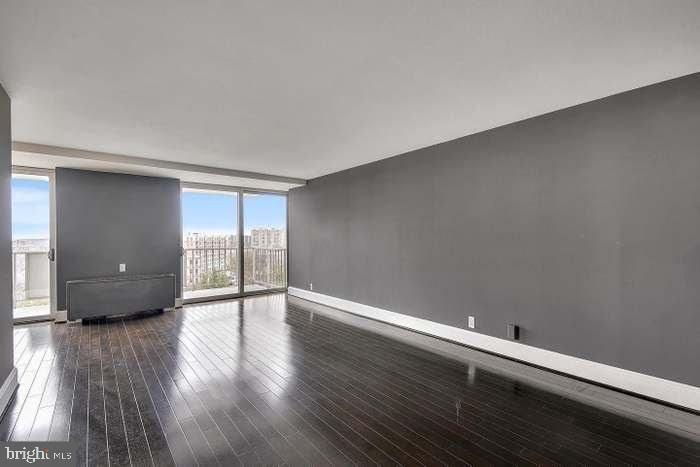 THE FOUNTAINS - Residential Lease