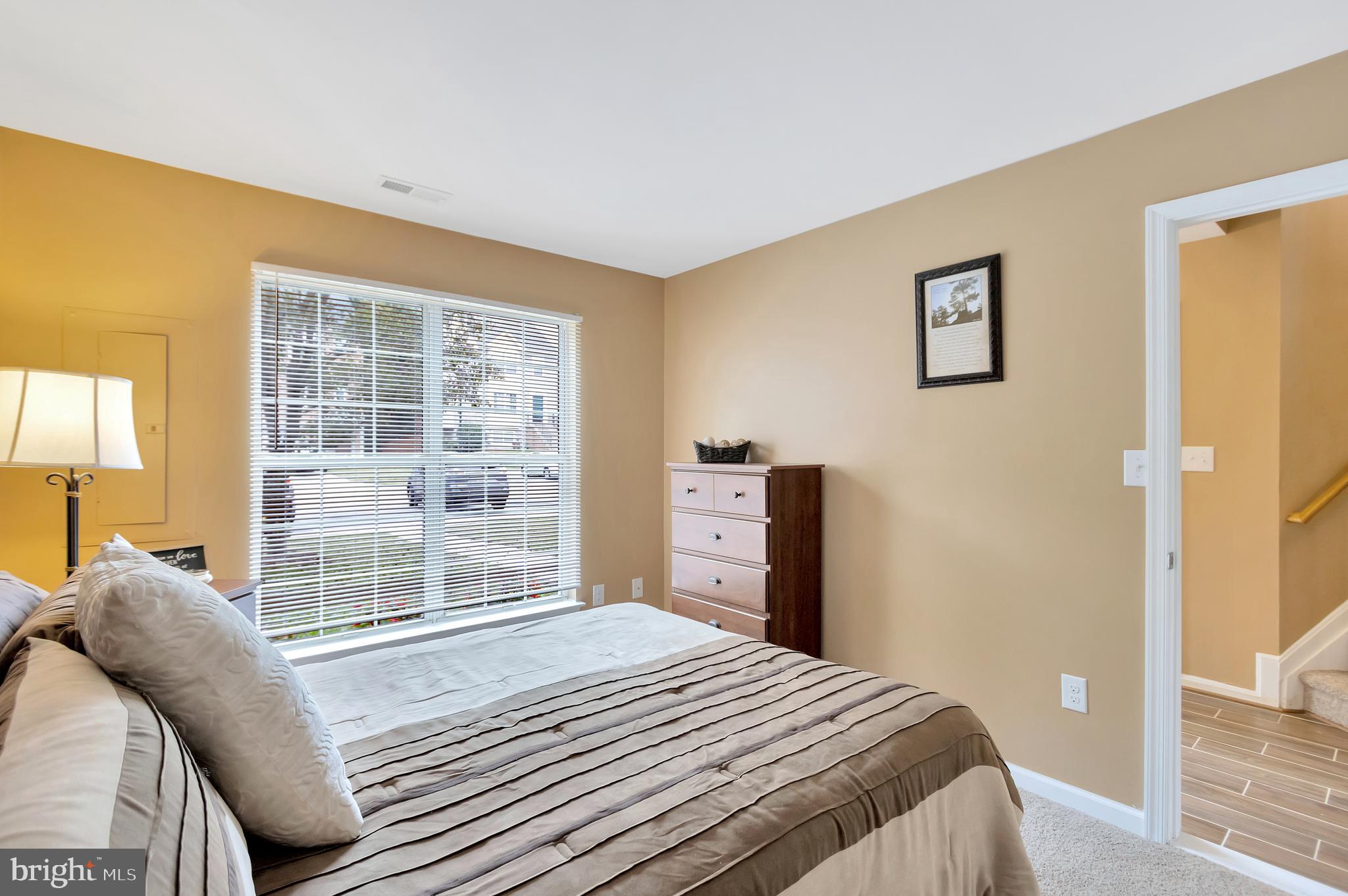 SEVEN OAKS - Residential