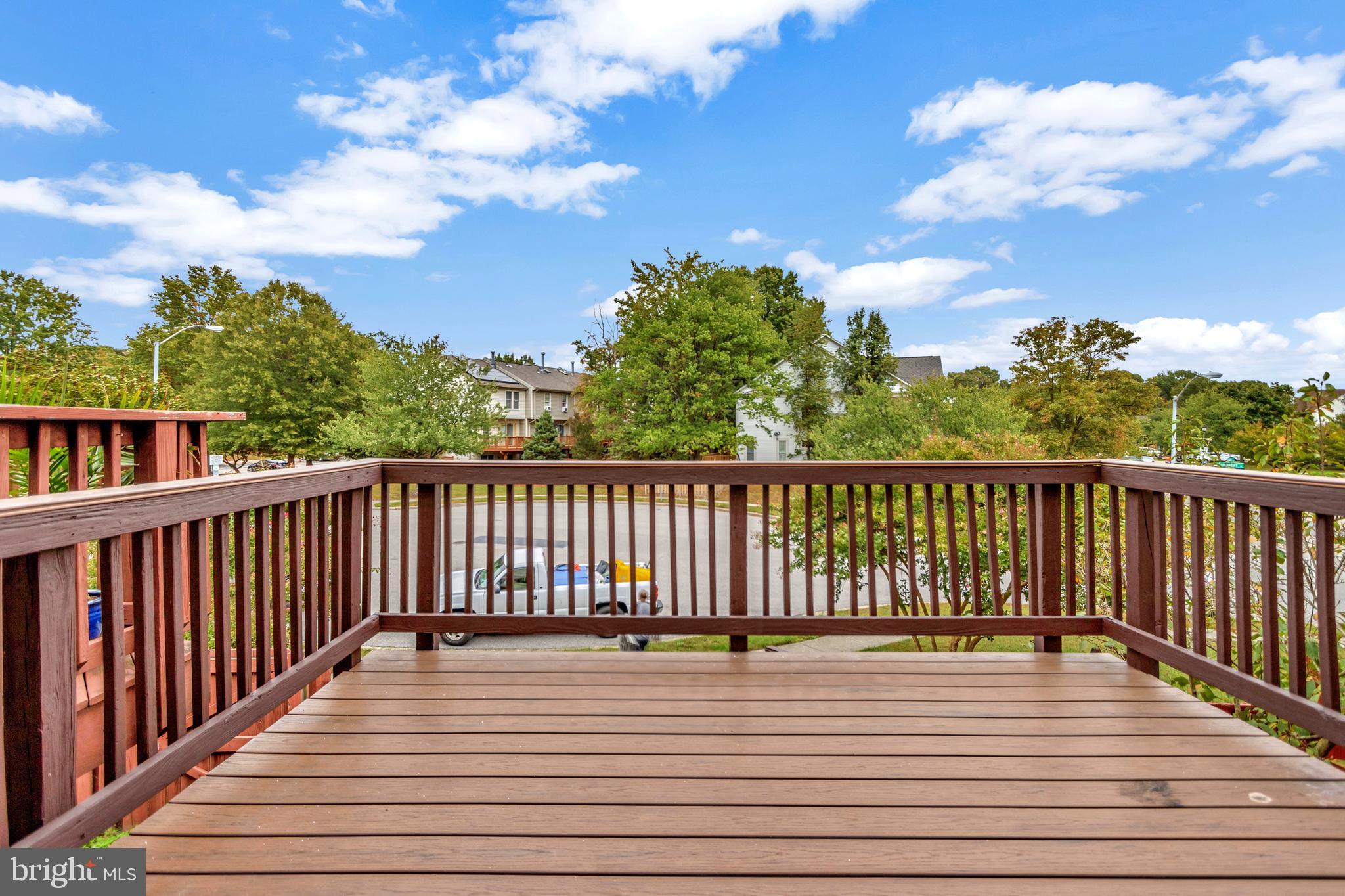 SEVEN OAKS - Residential