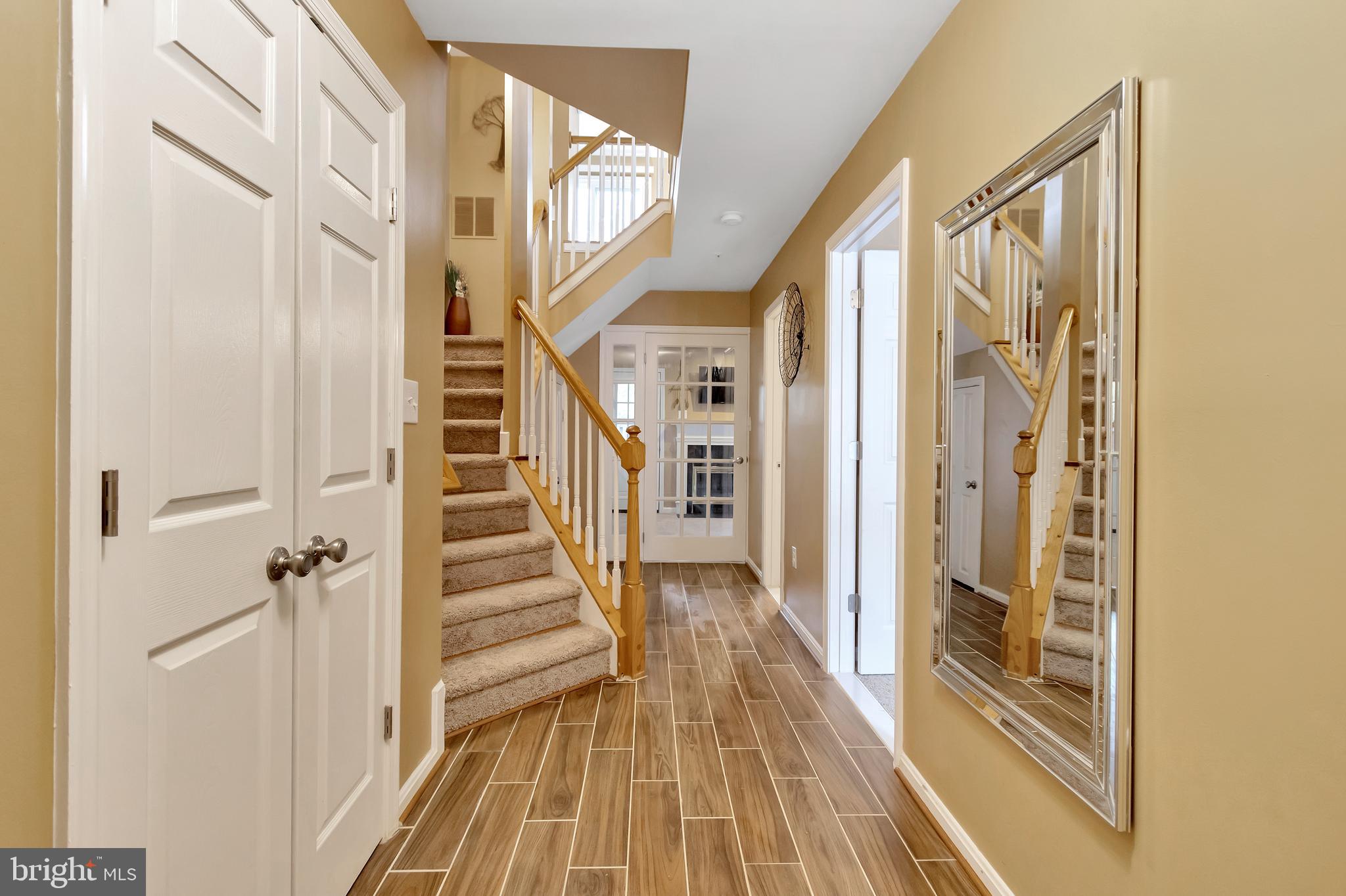 SEVEN OAKS - Residential