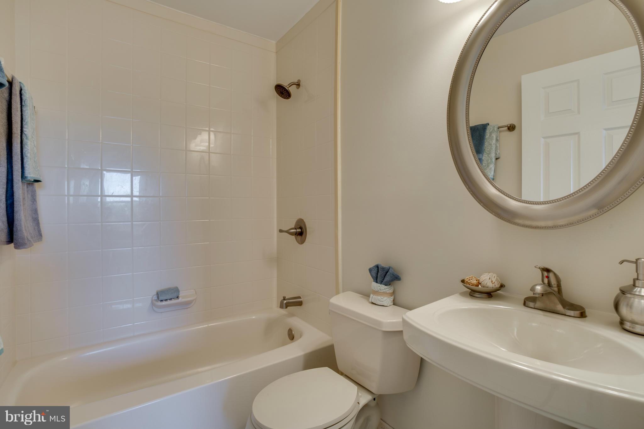 ORCHARD RIDGE - Residential