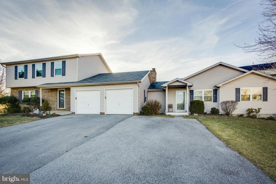 Spacious 4BR/4.5BA! Formal LR/DR, modern kit w SS appl, hdwd floors. FR w brick FP & built-ins. Comp deck, awning, above-ground pool. Massive in-law/main lvl master w bonus rm. New paint & carpet.  Open House Cancelled for today, Sunday 1-3pm