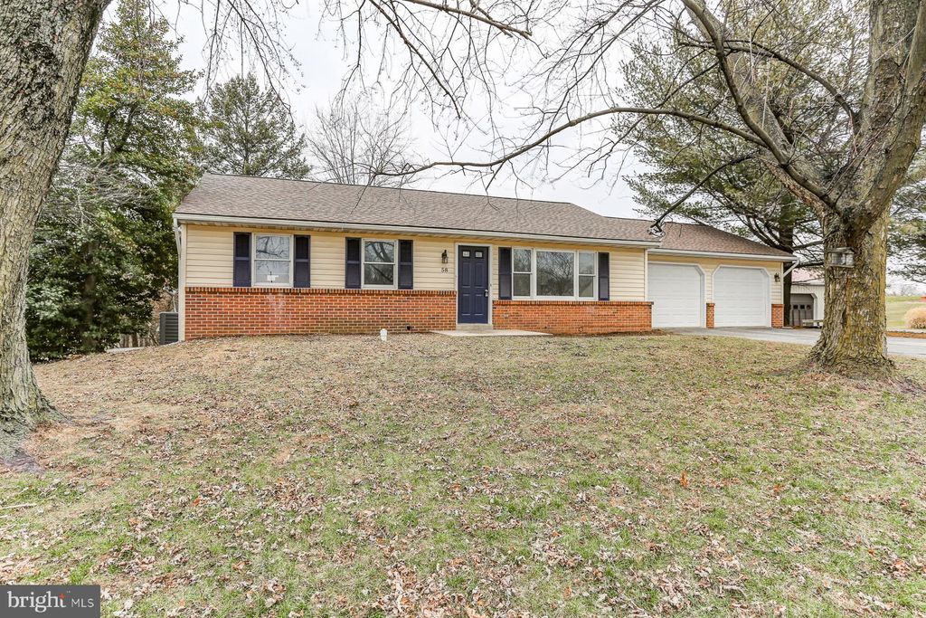 Photo of 58 FOREMAN RD, ELIZABETHTOWN, PA 17022 (MLS # PALA2030458)