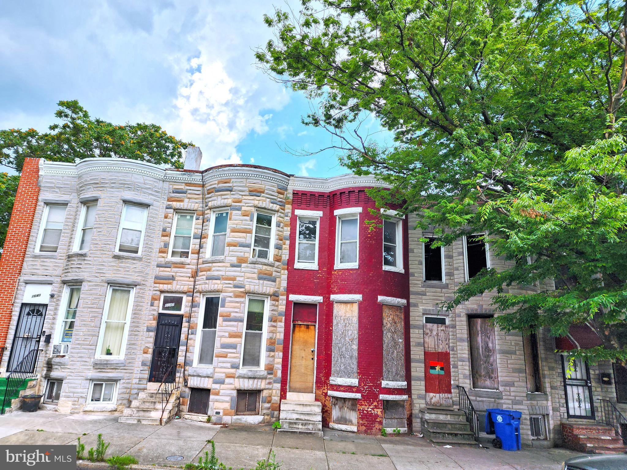 ONLINE AUCTION: Bidding begins 07/17/2023 @ 10:00 AM. Bidding ends 07/19/2023 @ 7:20 PM. List Price is Suggested Opening Bid. This 2-story townhouse is in Baltimore's Sandtown-Winchester neighborhood. Discover Coppin State University for educational pursuits. Shop and dine at Mondawmin Mall. Embrace nature and outdoor activities at nearby Druid Hill Park. Conveniently access the Penn North Metro Station for easy city exploration. Easy Access to Major Traffic Artery W North Ave. Property is Vacant. See below for more information. Deposit: $5,000.