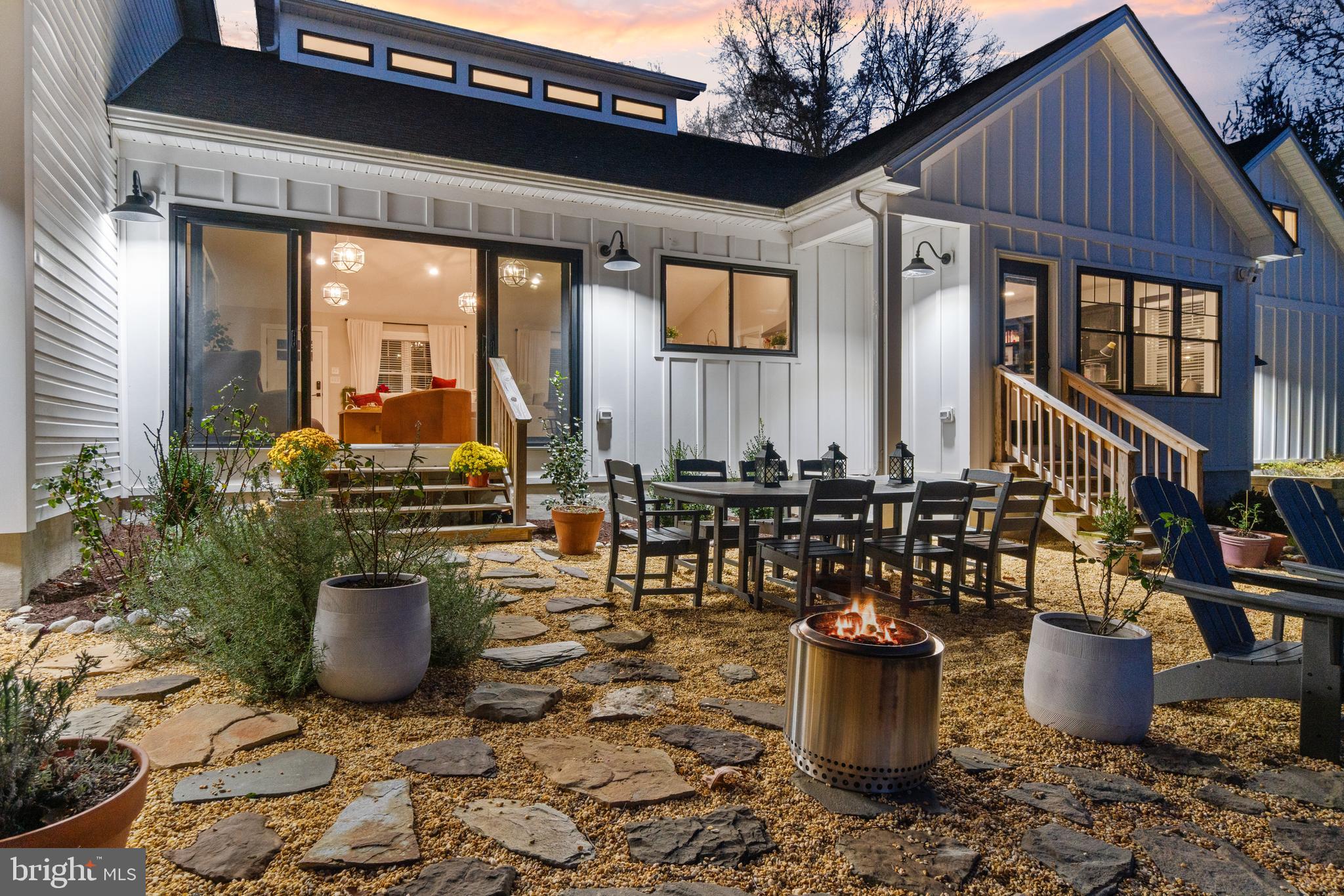 LAUREL ACRES - Residential