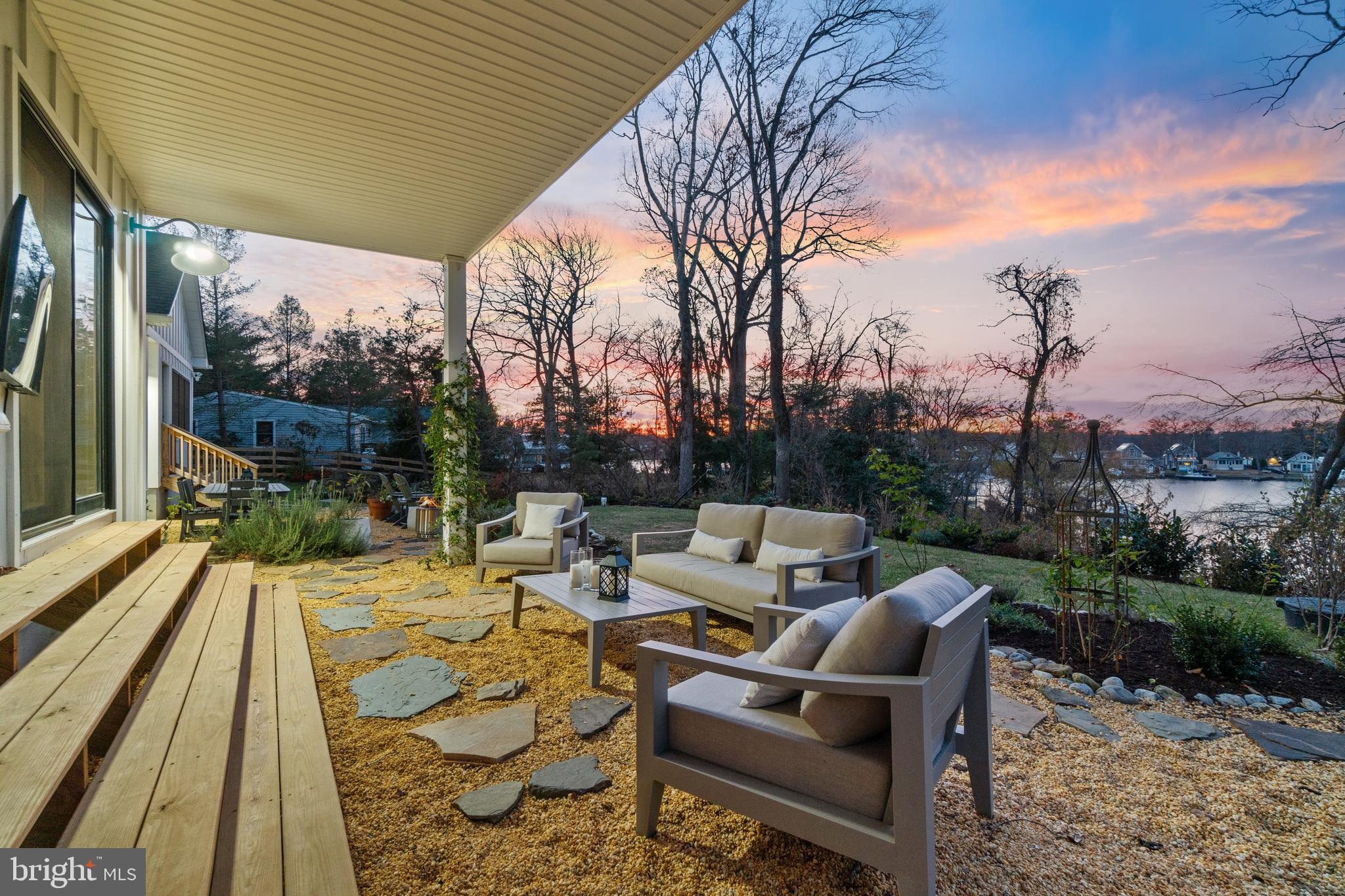 LAUREL ACRES - Residential