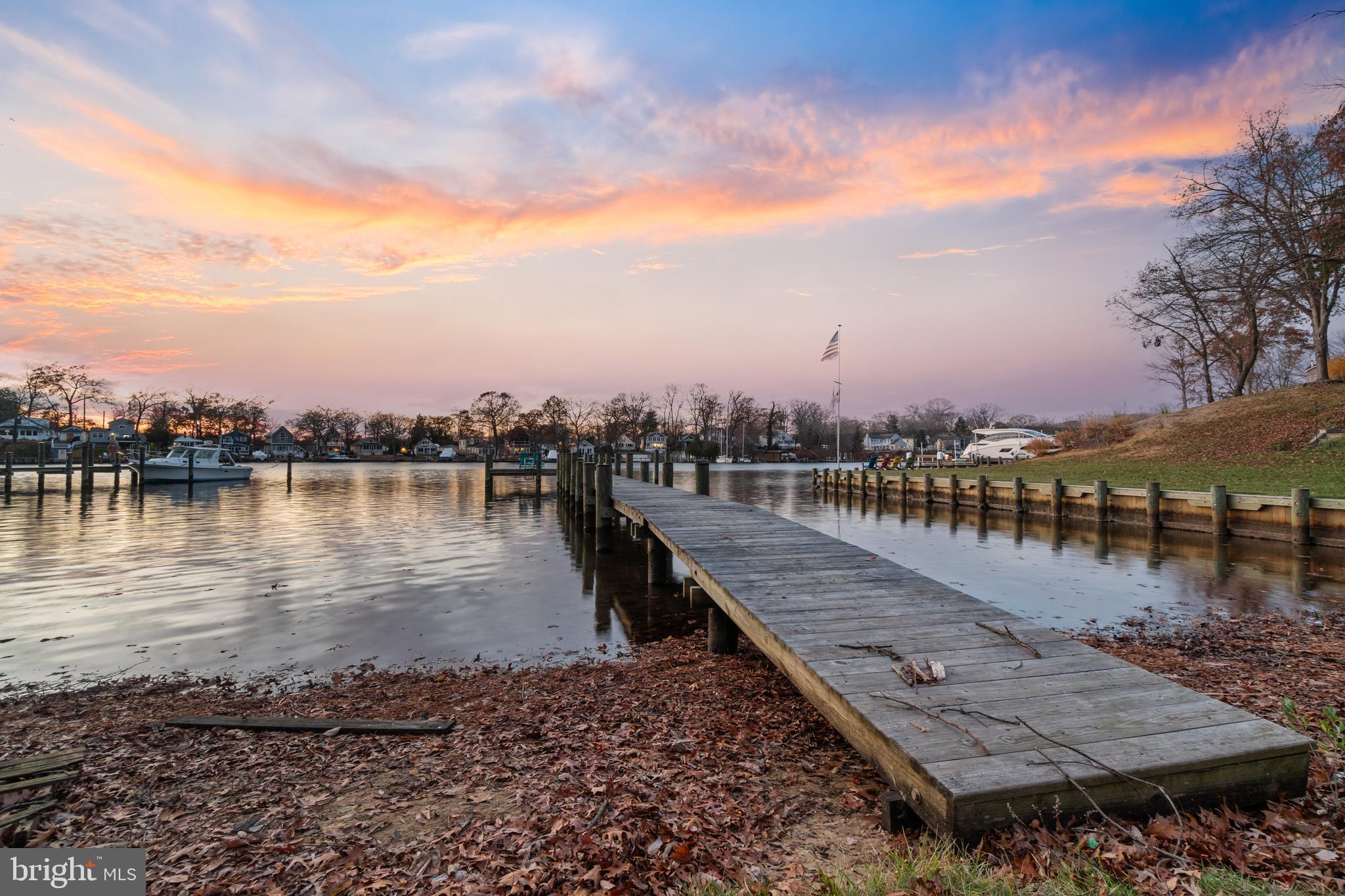 LAUREL ACRES - Residential