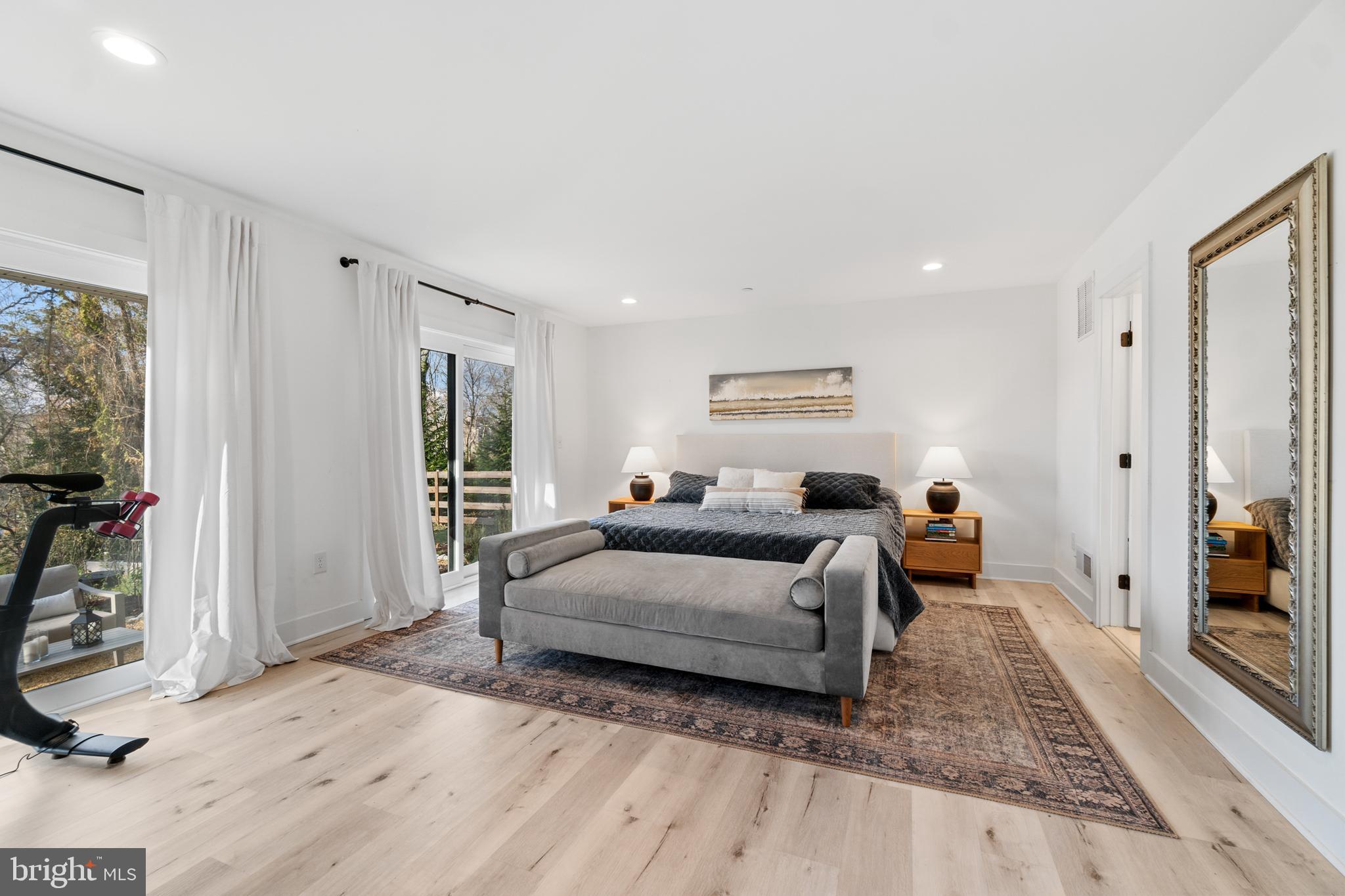 LAUREL ACRES - Residential