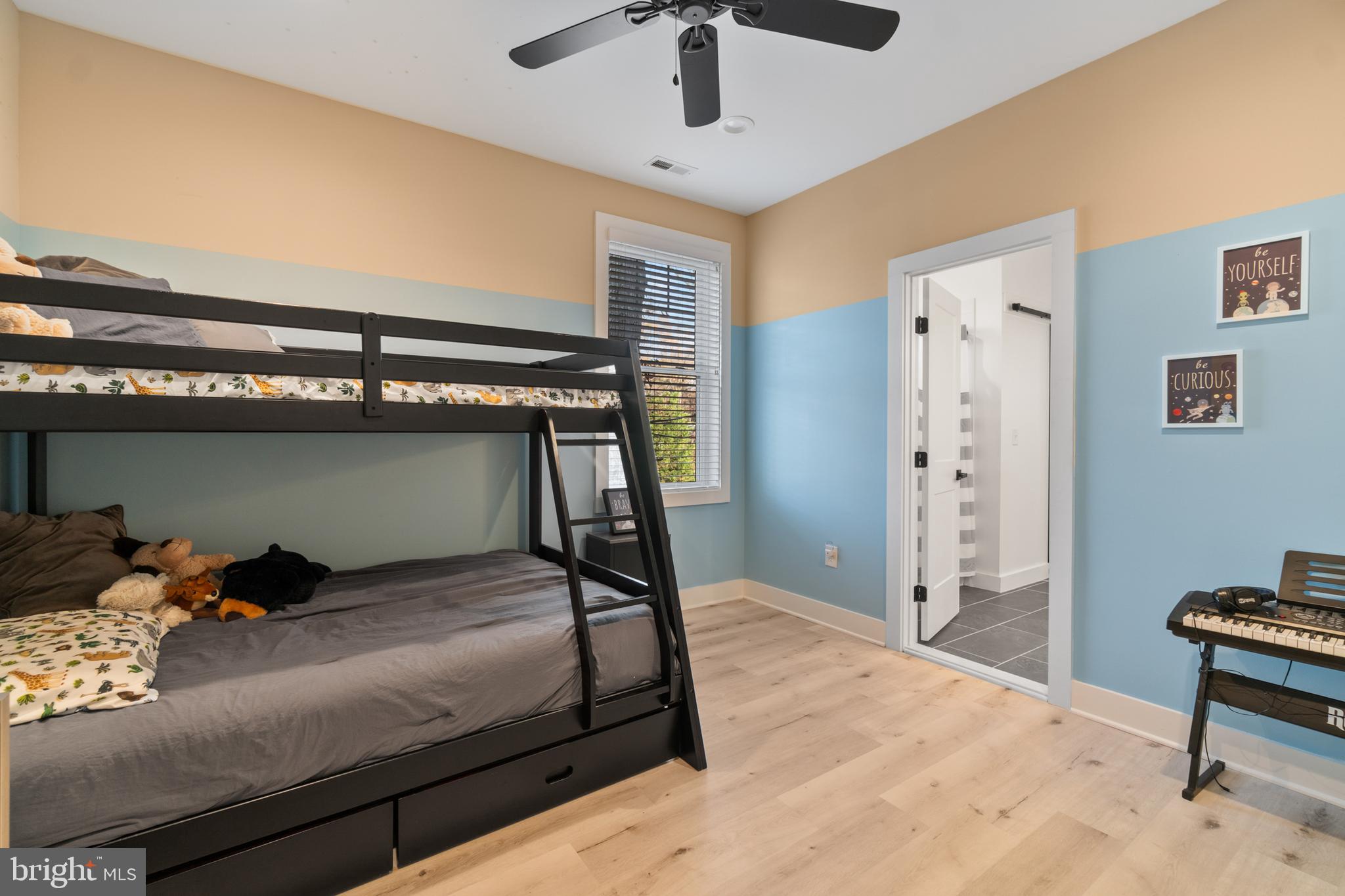 LAUREL ACRES - Residential