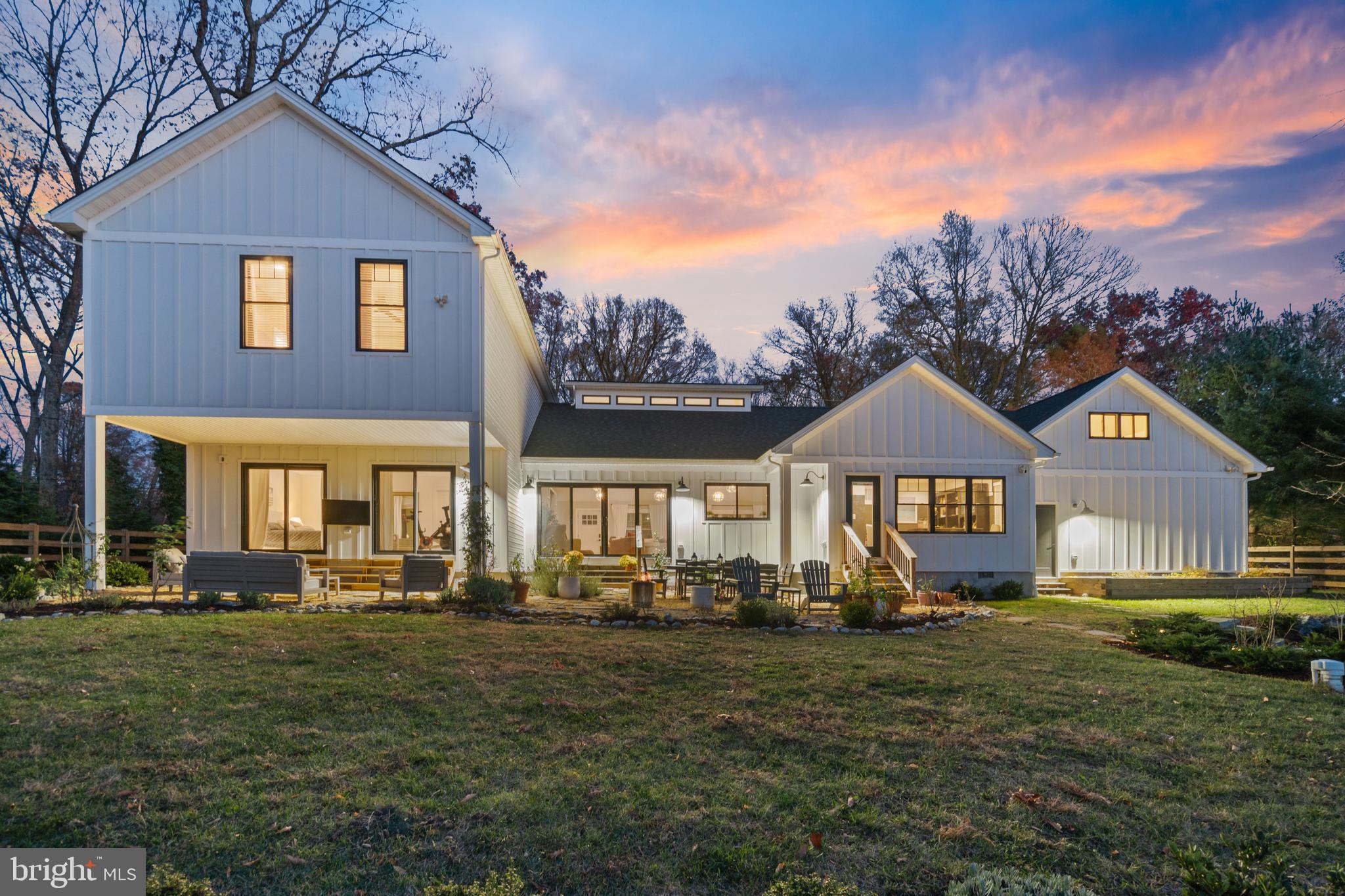 LAUREL ACRES - Residential