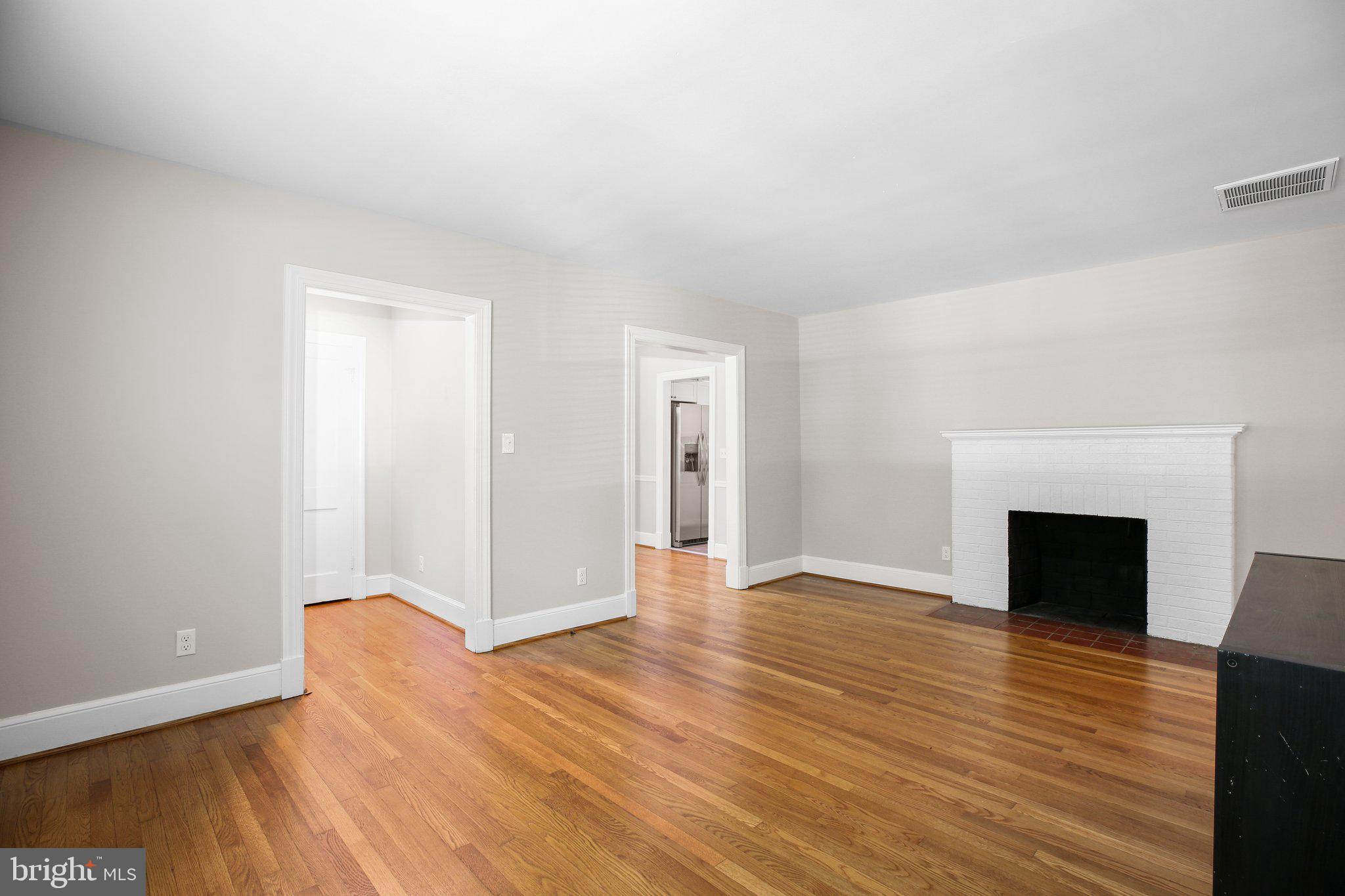 COLLEGE HEIGHTS - Residential