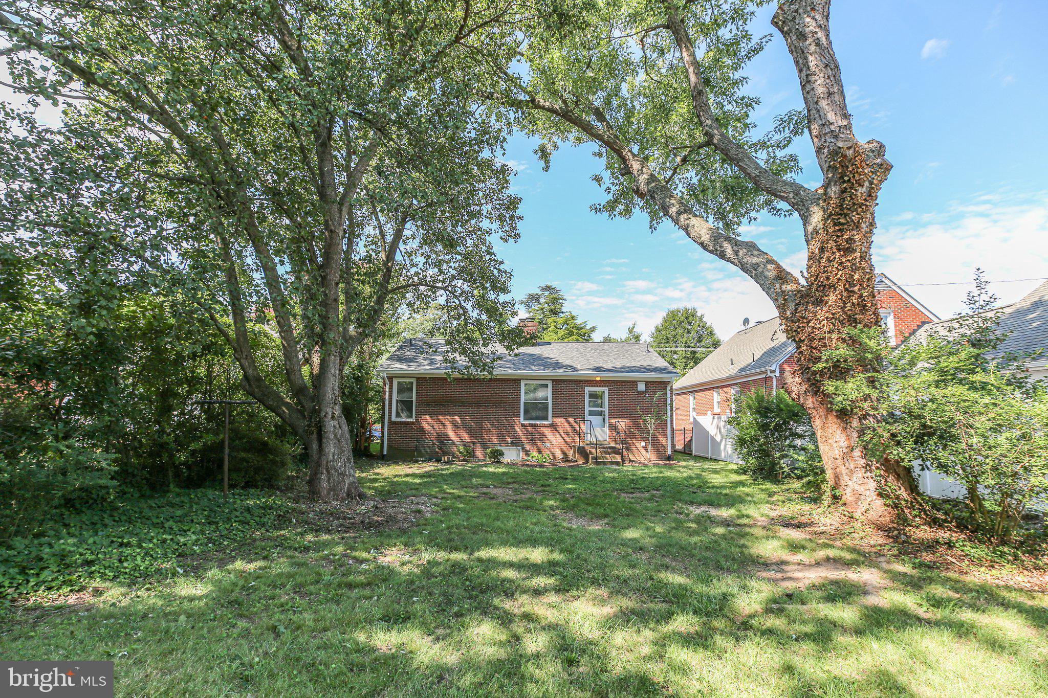 COLLEGE HEIGHTS - Residential