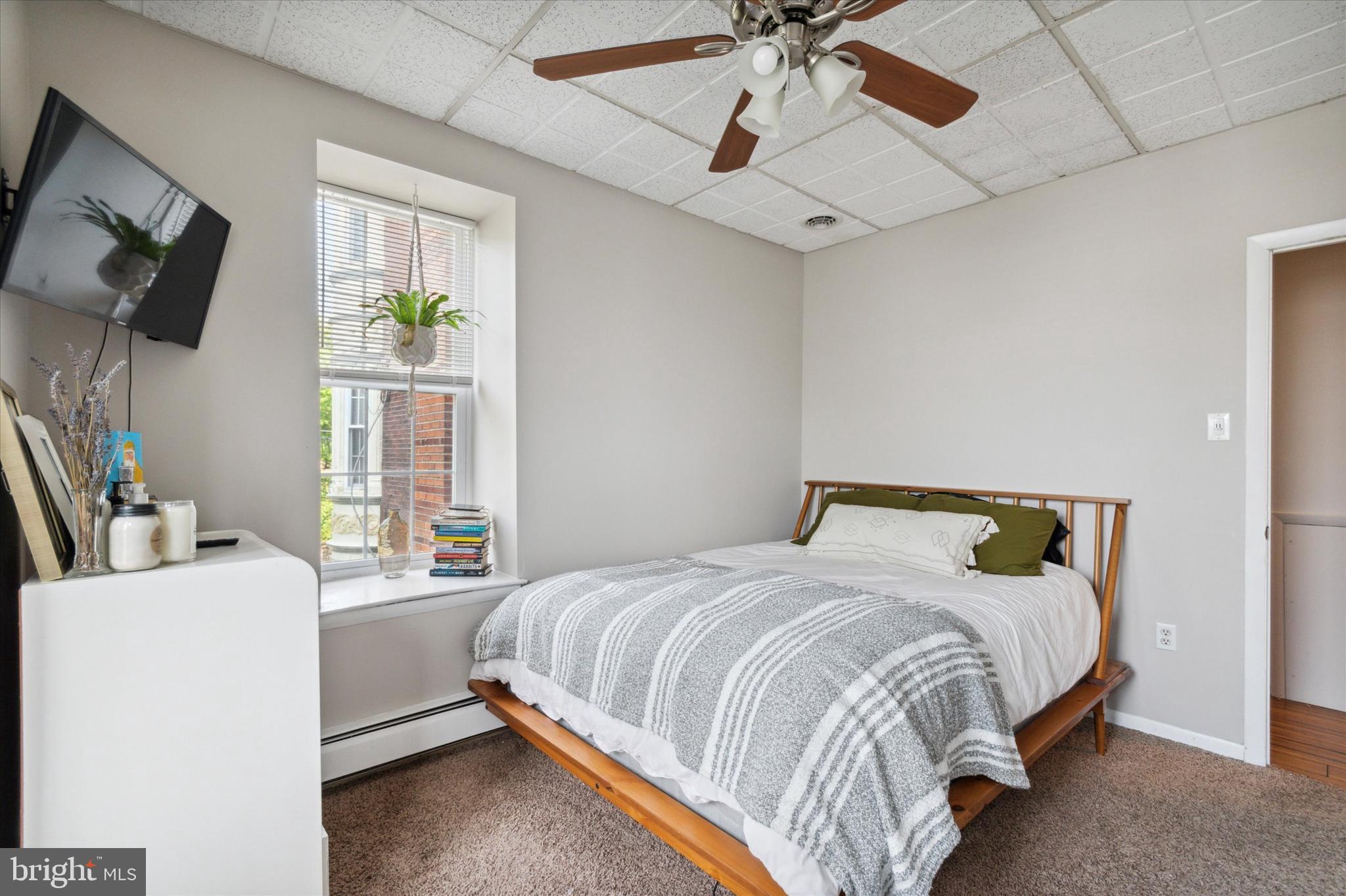 WISSAHICKON HILLS - Residential Lease