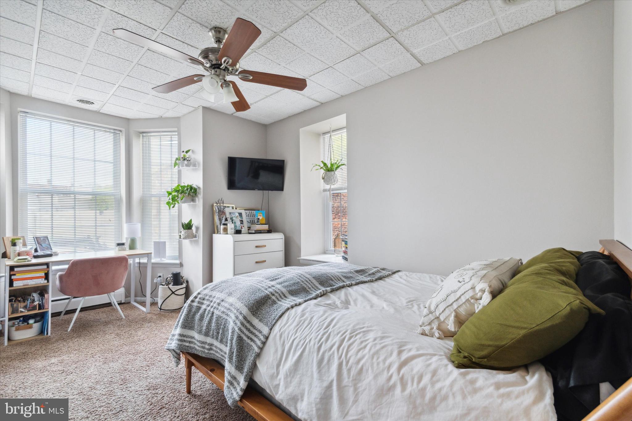 WISSAHICKON HILLS - Residential Lease