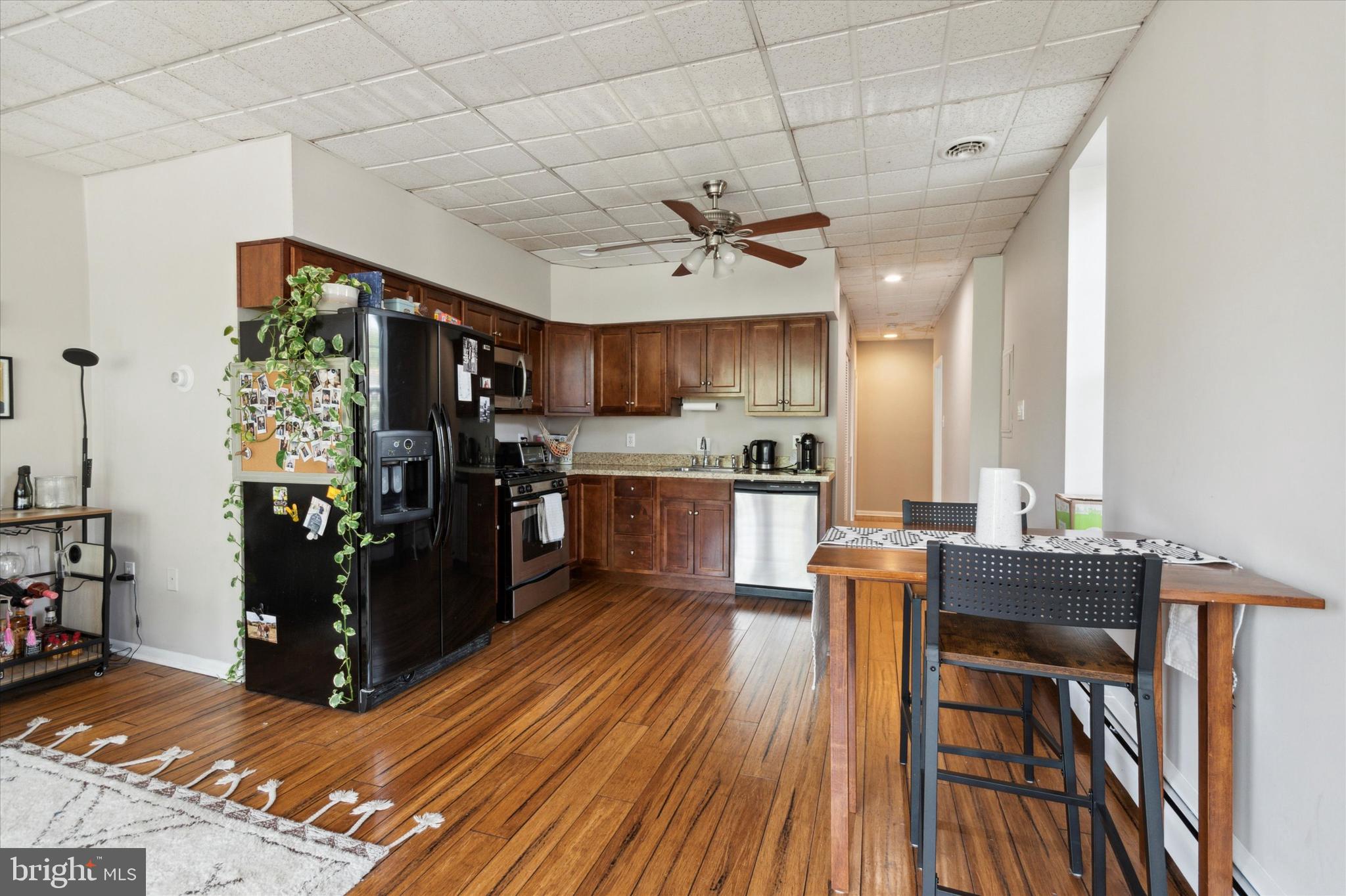 WISSAHICKON HILLS - Residential Lease