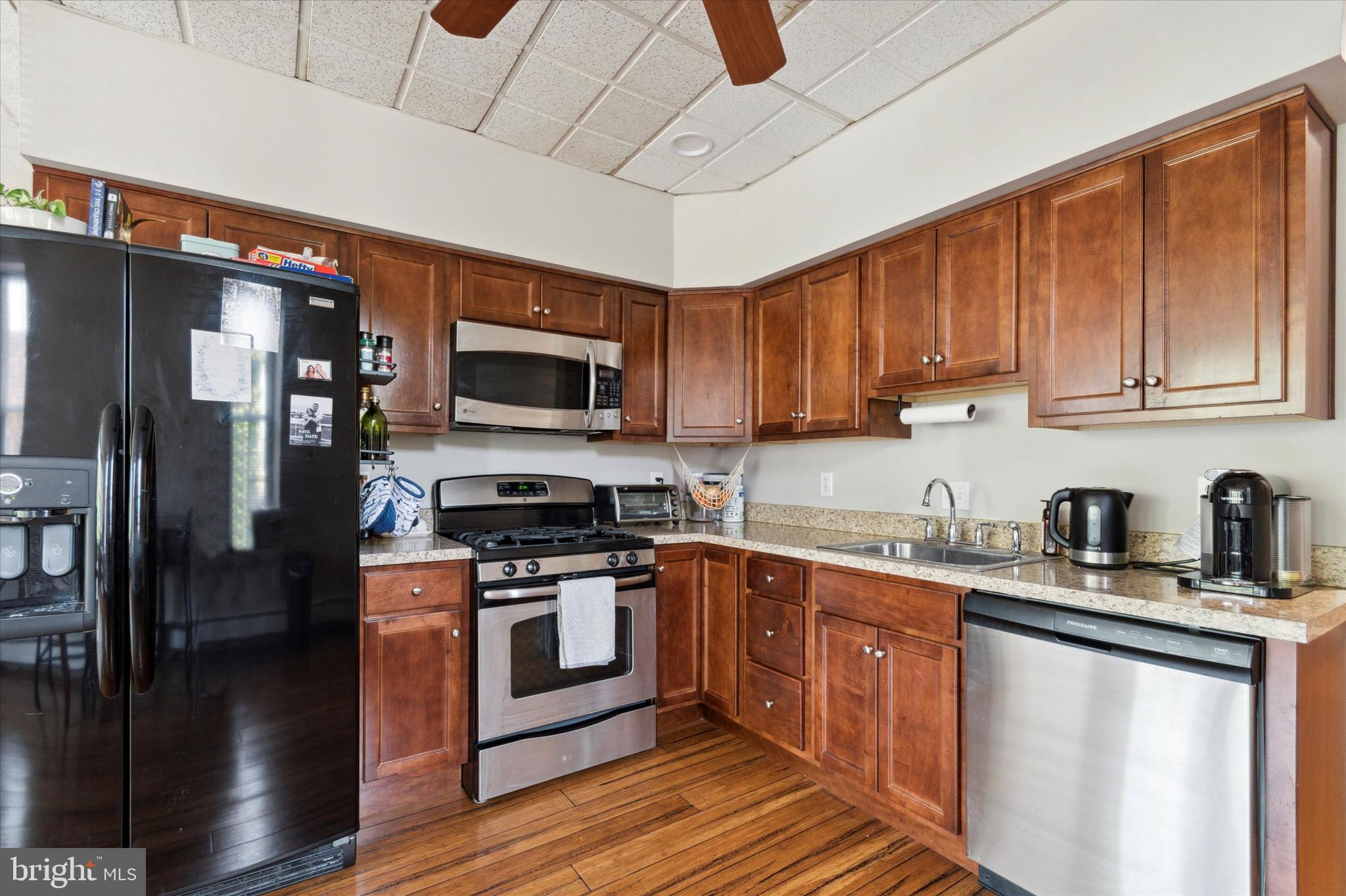 WISSAHICKON HILLS - Residential Lease